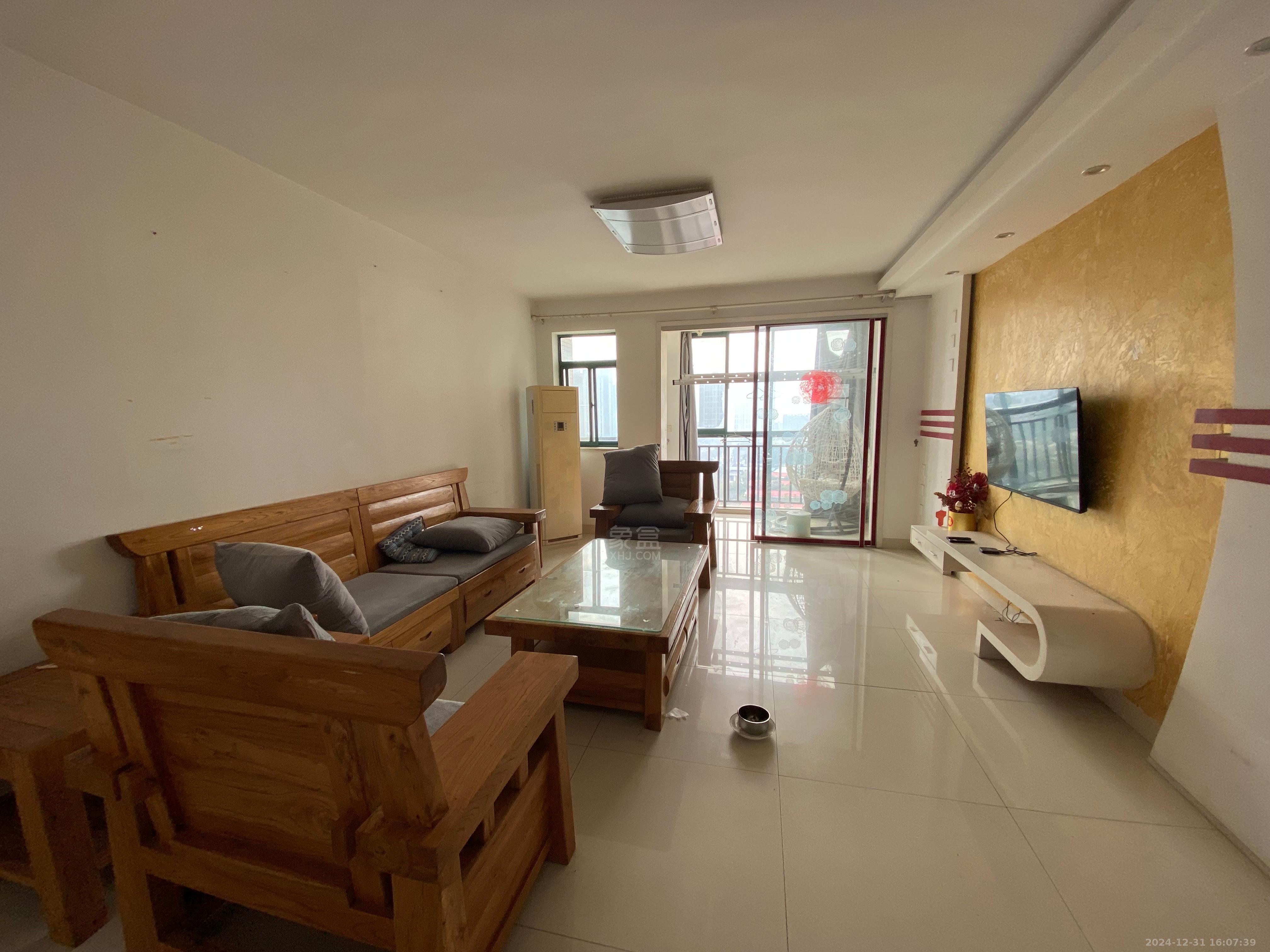 共和城 3室2厅1卫 2000.0元/月 共和城 3室2厅1卫 2000.0元/月室内图