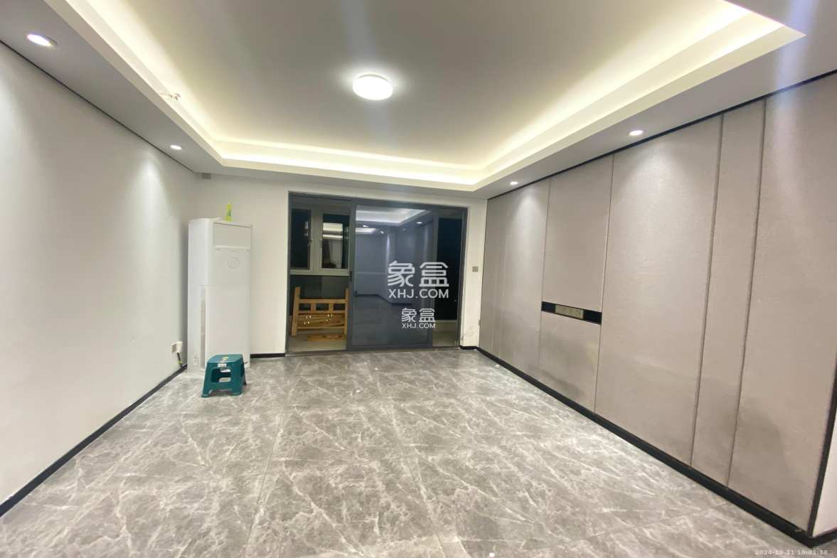 中国铁建湘语梅溪  3室2厅2卫    3000.0元/月 中国铁建湘语梅溪  3室2厅2卫    3000.0元/月室内图