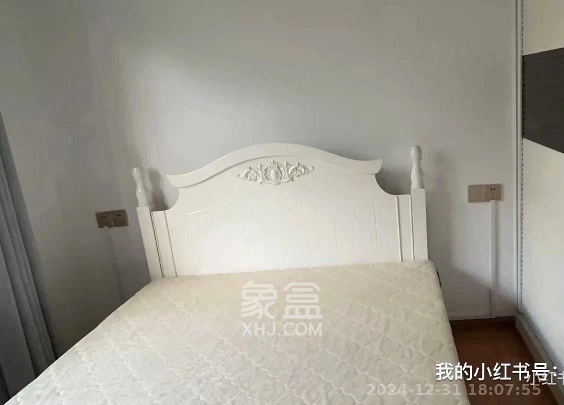 诚兴园 1室1厅1卫 800.0元/月 诚兴园 1室1厅1卫 800.0元/月室内图