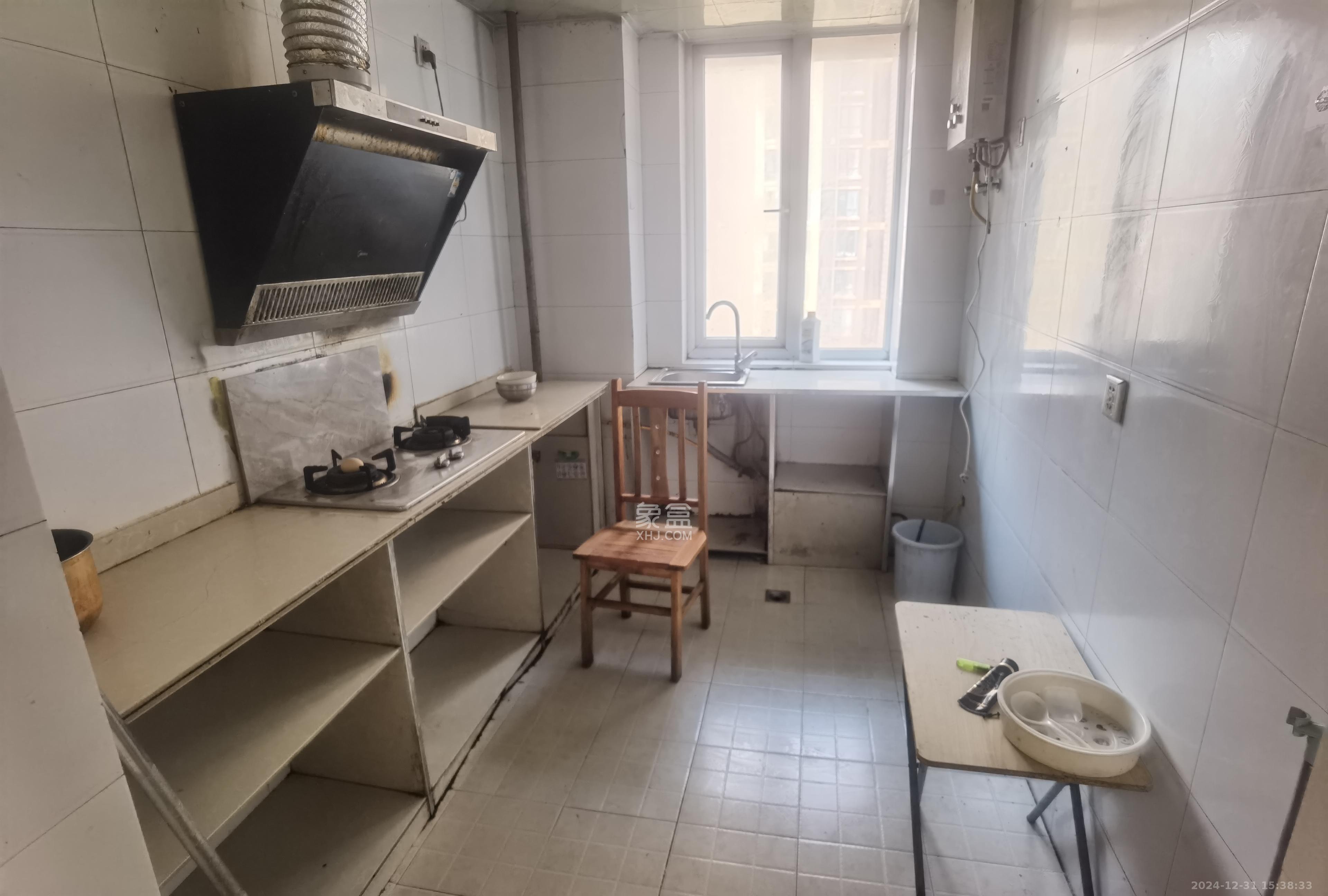 丽发新城  2室2厅1卫   1900.00元/月室内图