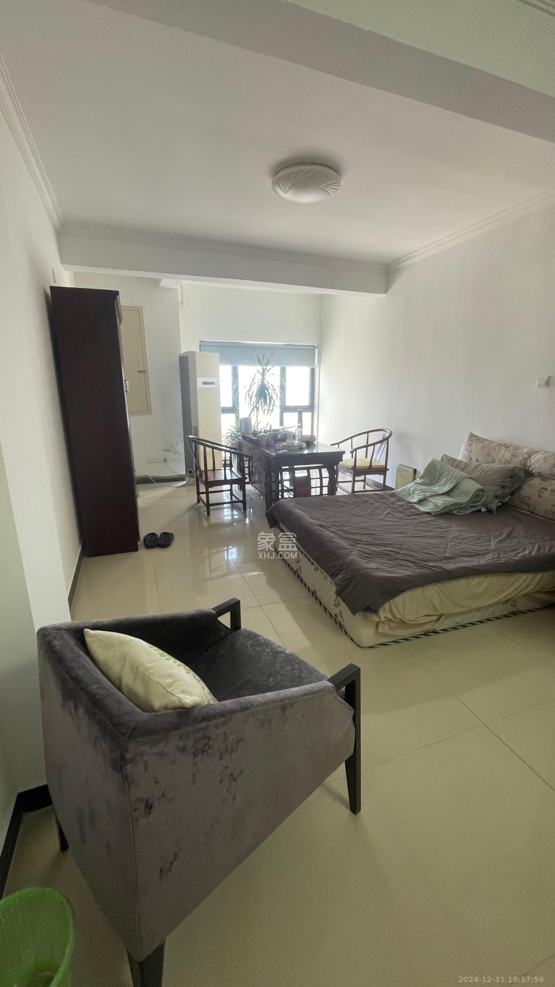 星大峰汇商务楼 1室1厅1卫 1500.0元/月 星大峰汇商务楼 1室1厅1卫 1500.0元/月室内图