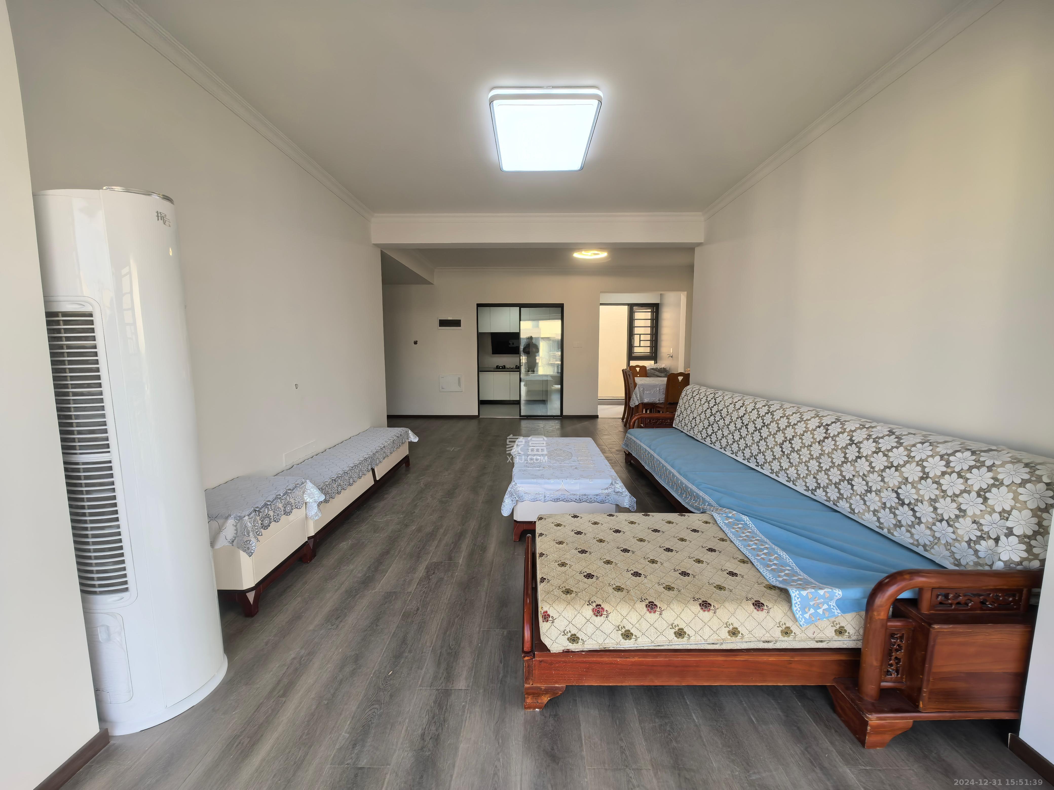 惟智园安置小区 4室2厅2卫 2800.0元/月 惟智园安置小区 4室2厅2卫 2800.0元/月室内图