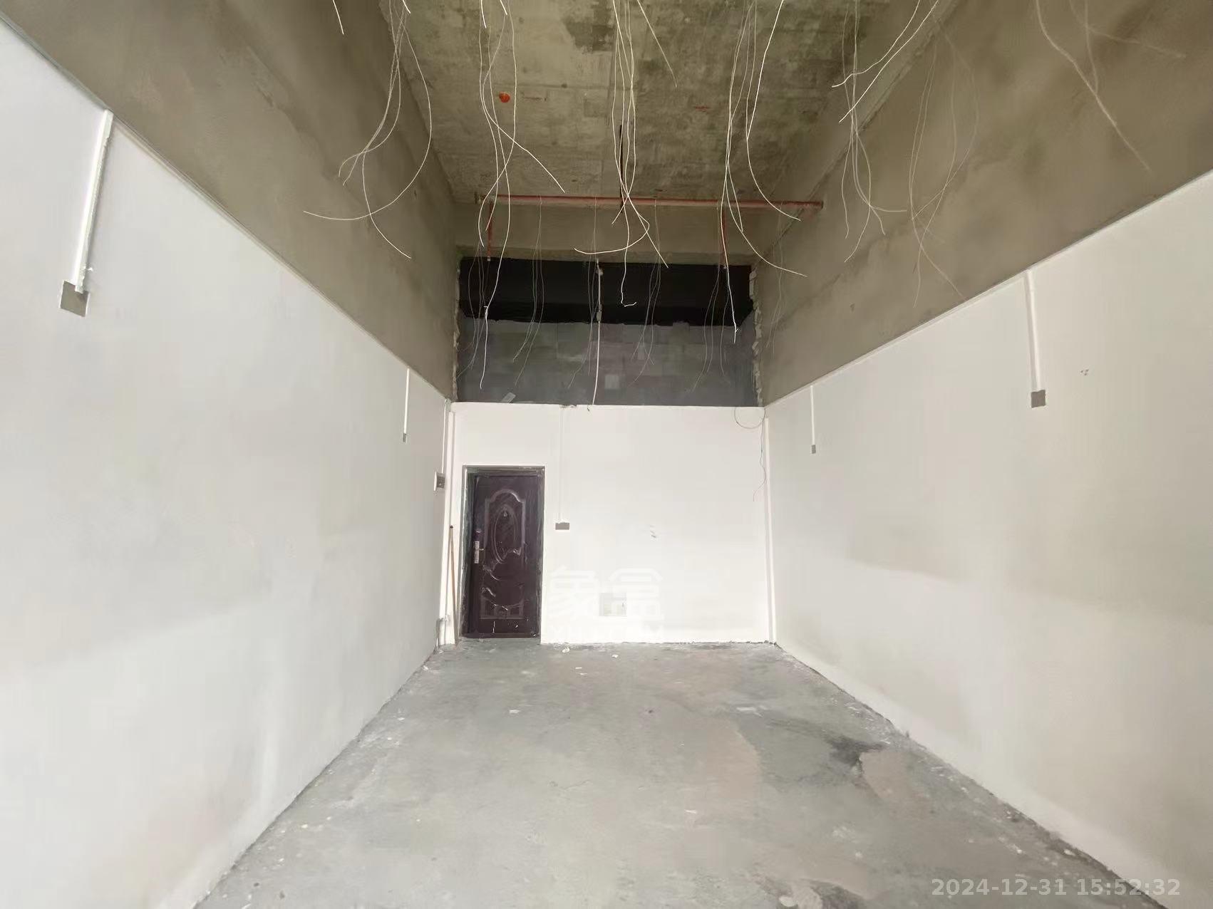 泰龙华府 1室1厅1卫 1200.0元/月 泰龙华府 1室1厅1卫 1200.0元/月室内图