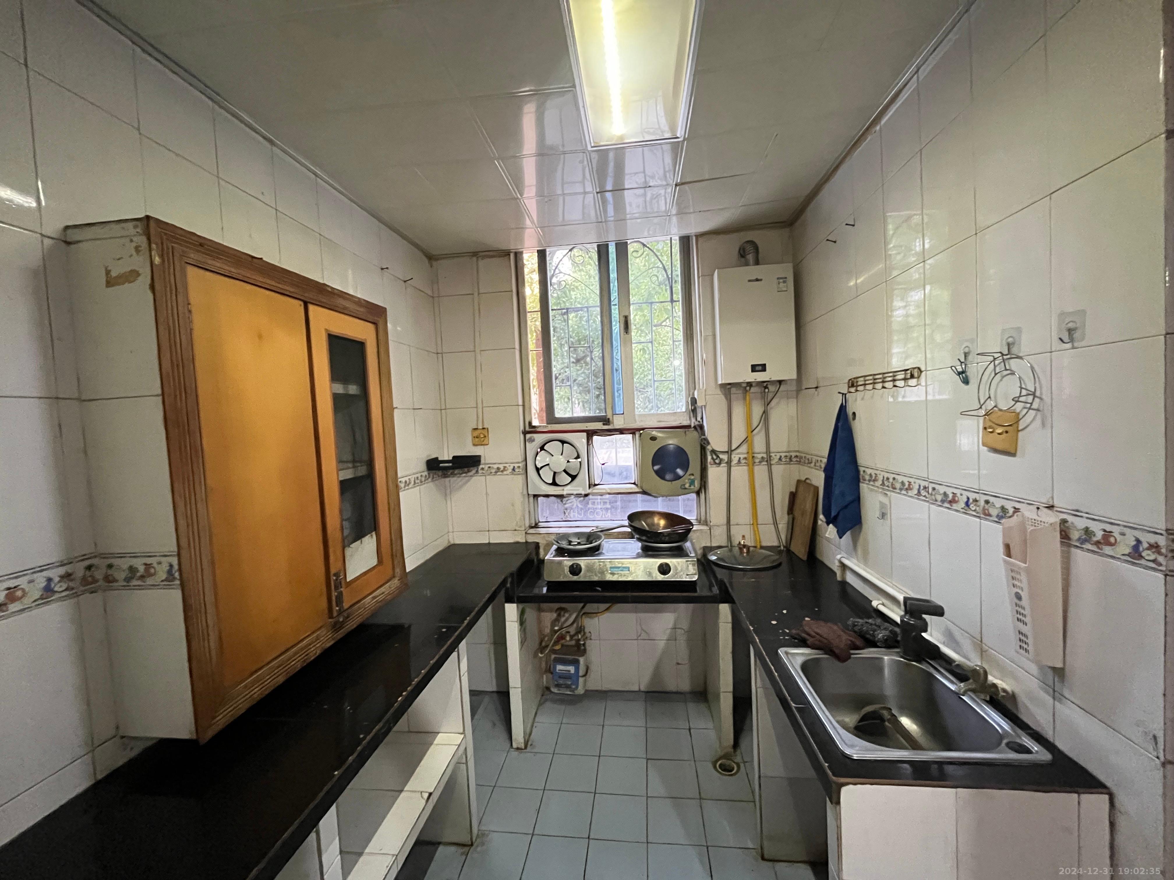 马王堆陶瓷城新合区 2室2厅1卫 1800.0元/月 马王堆陶瓷城新合区 2室2厅1卫 1800.0元/月室内图