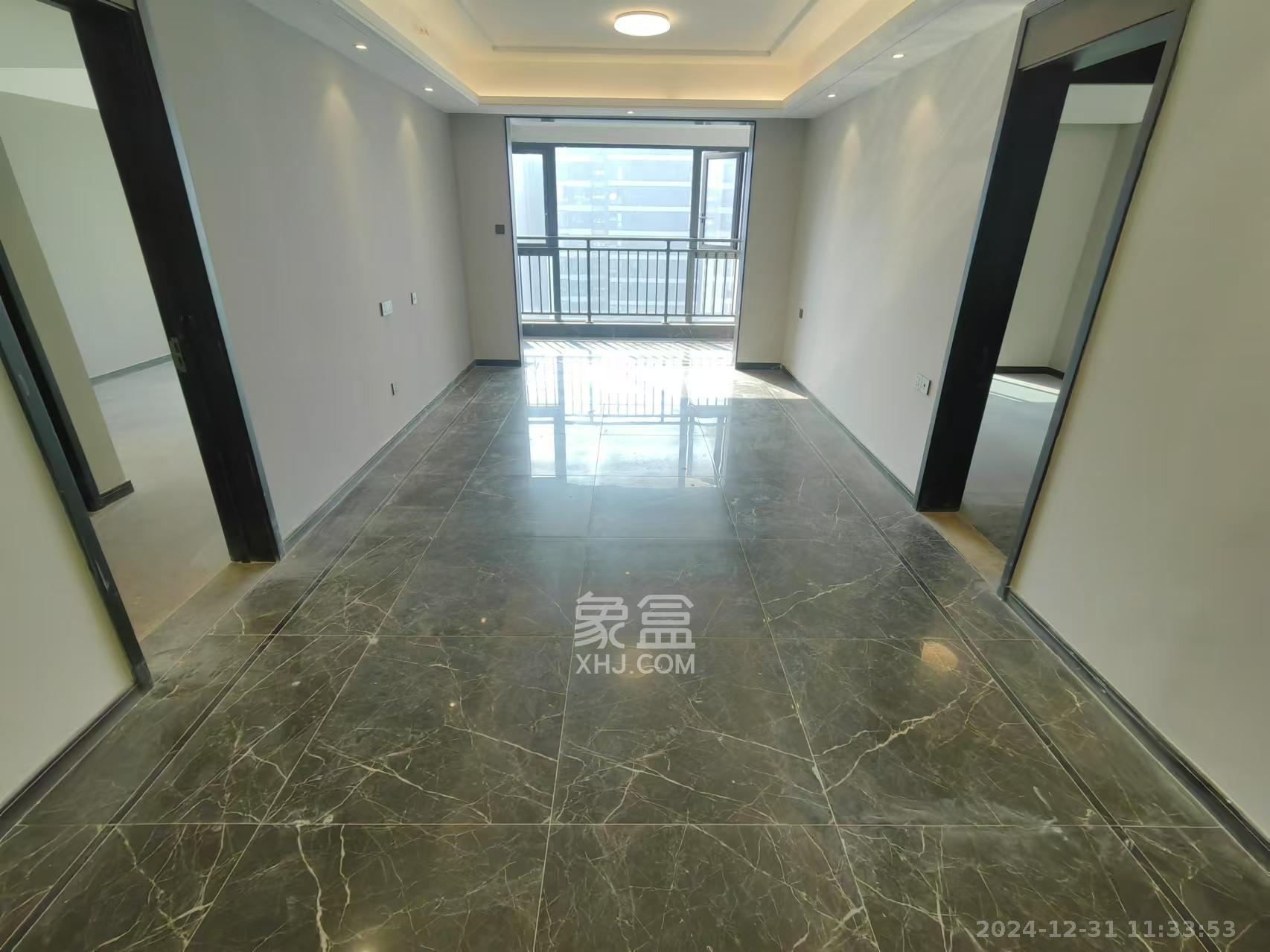 绿地麓云国际一期 3室2厅2卫 4500.0元/月 绿地麓云国际一期 3室2厅2卫 4500.0元/月室内图