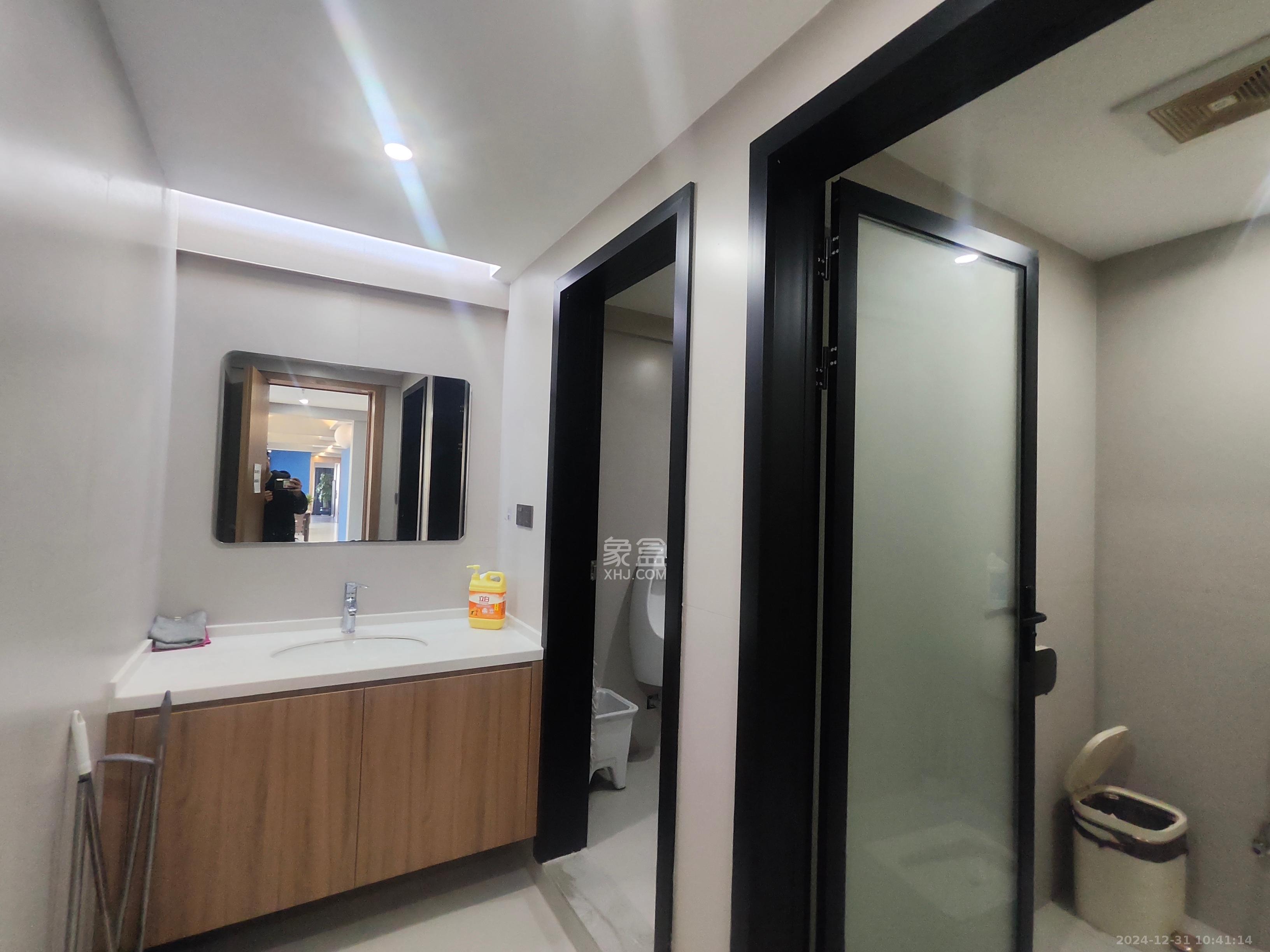 保利天禧EF区  1室1厅1卫    19000.0元/月 保利天禧EF区  1室1厅1卫    19000.0元/月室内图