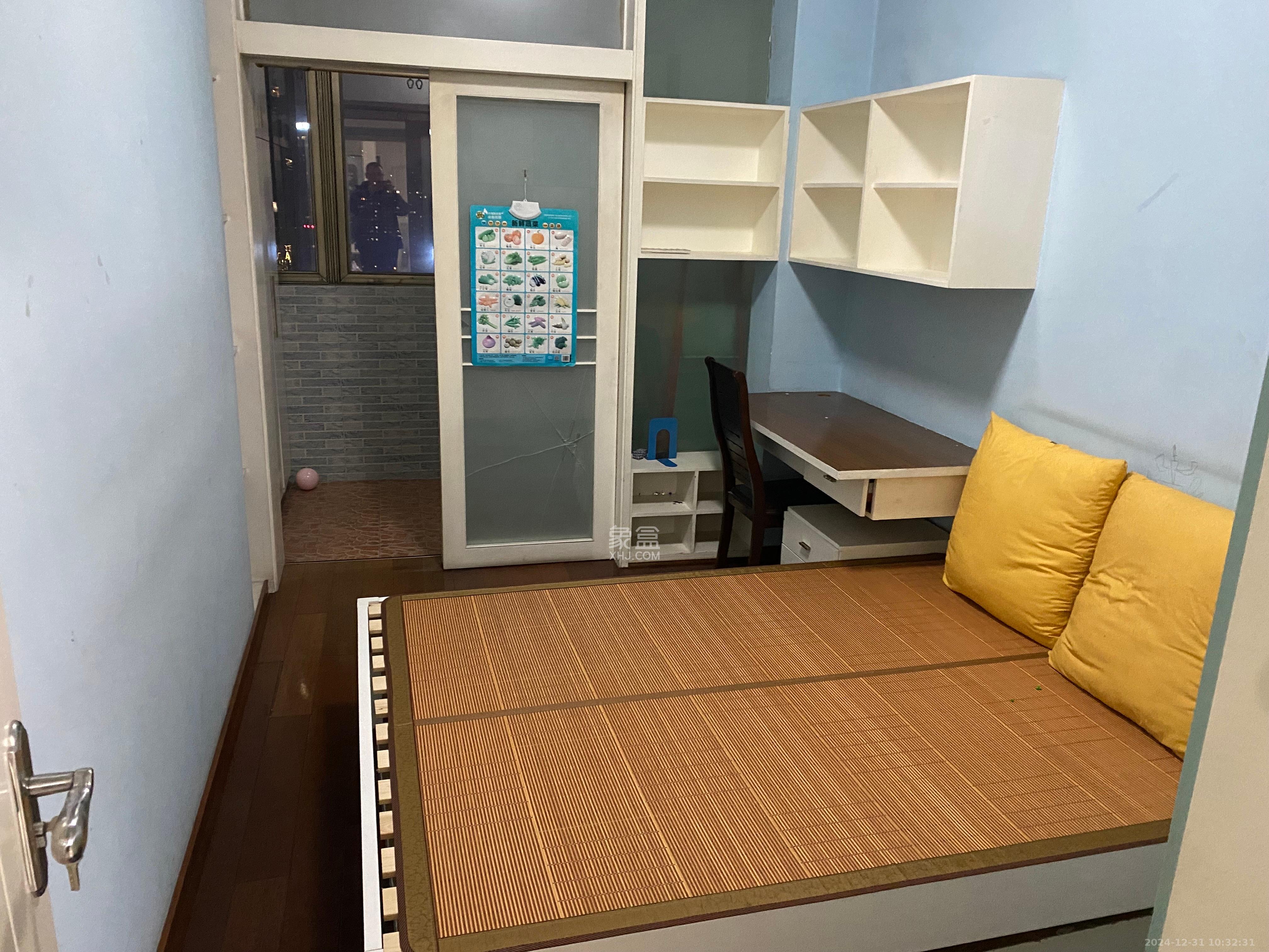 同天大酒店  3室2厅1卫   3300.00元/月室内图