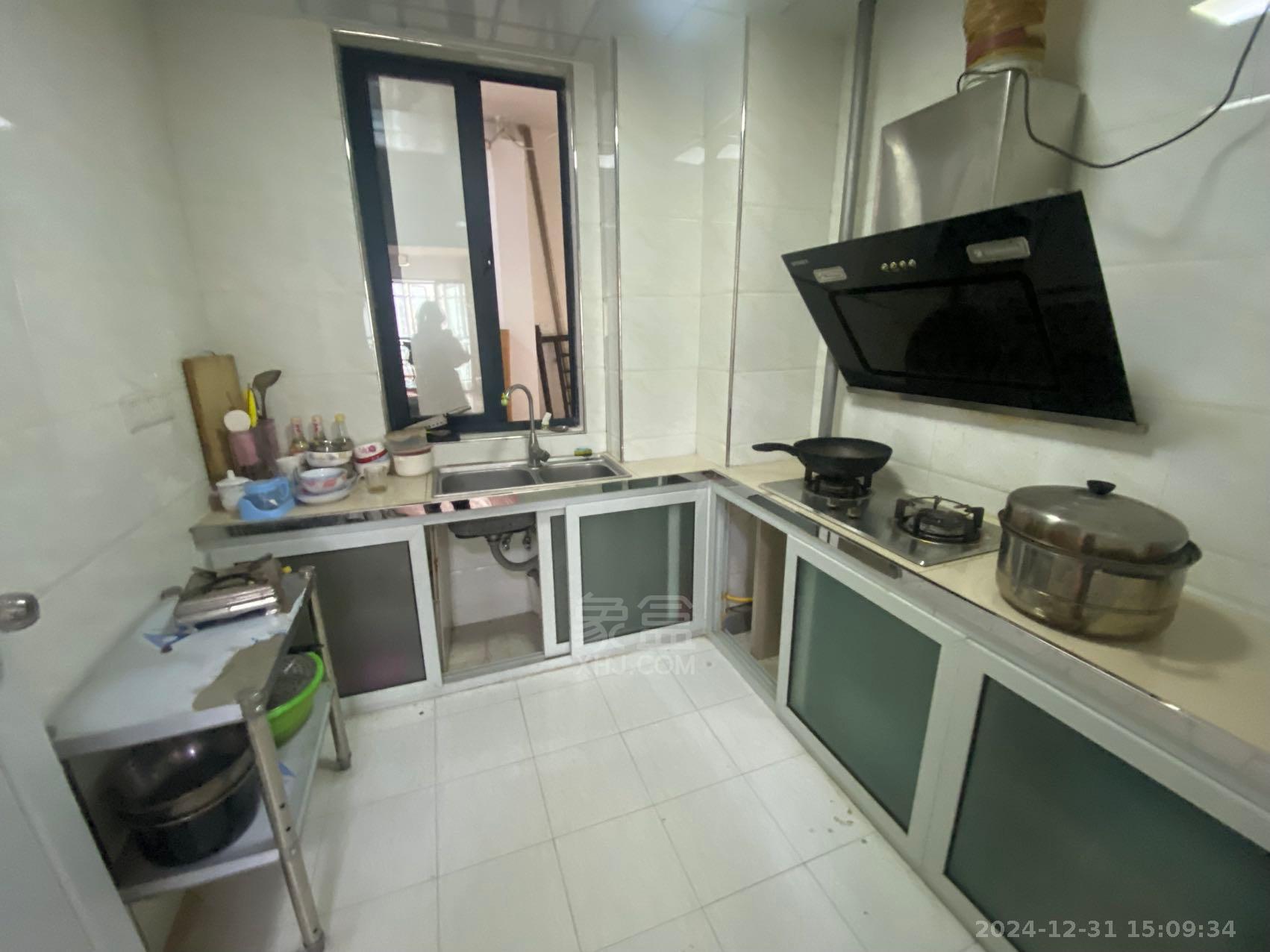 中建御山和苑 3室2厅1卫 1600.0元/月 中建御山和苑 3室2厅1卫 1600.0元/月室内图