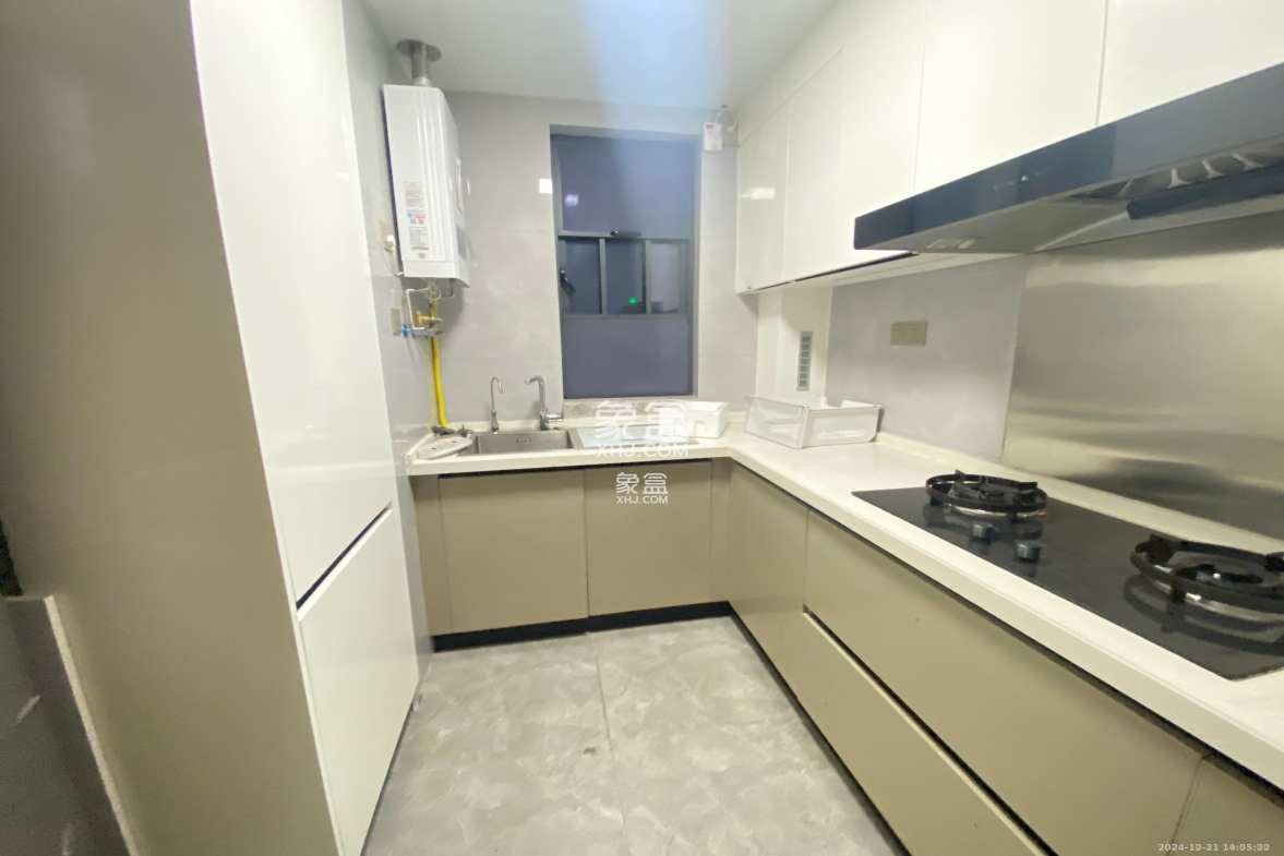 中国铁建湘语梅溪  3室2厅2卫    3000.0元/月 中国铁建湘语梅溪  3室2厅2卫    3000.0元/月室内图