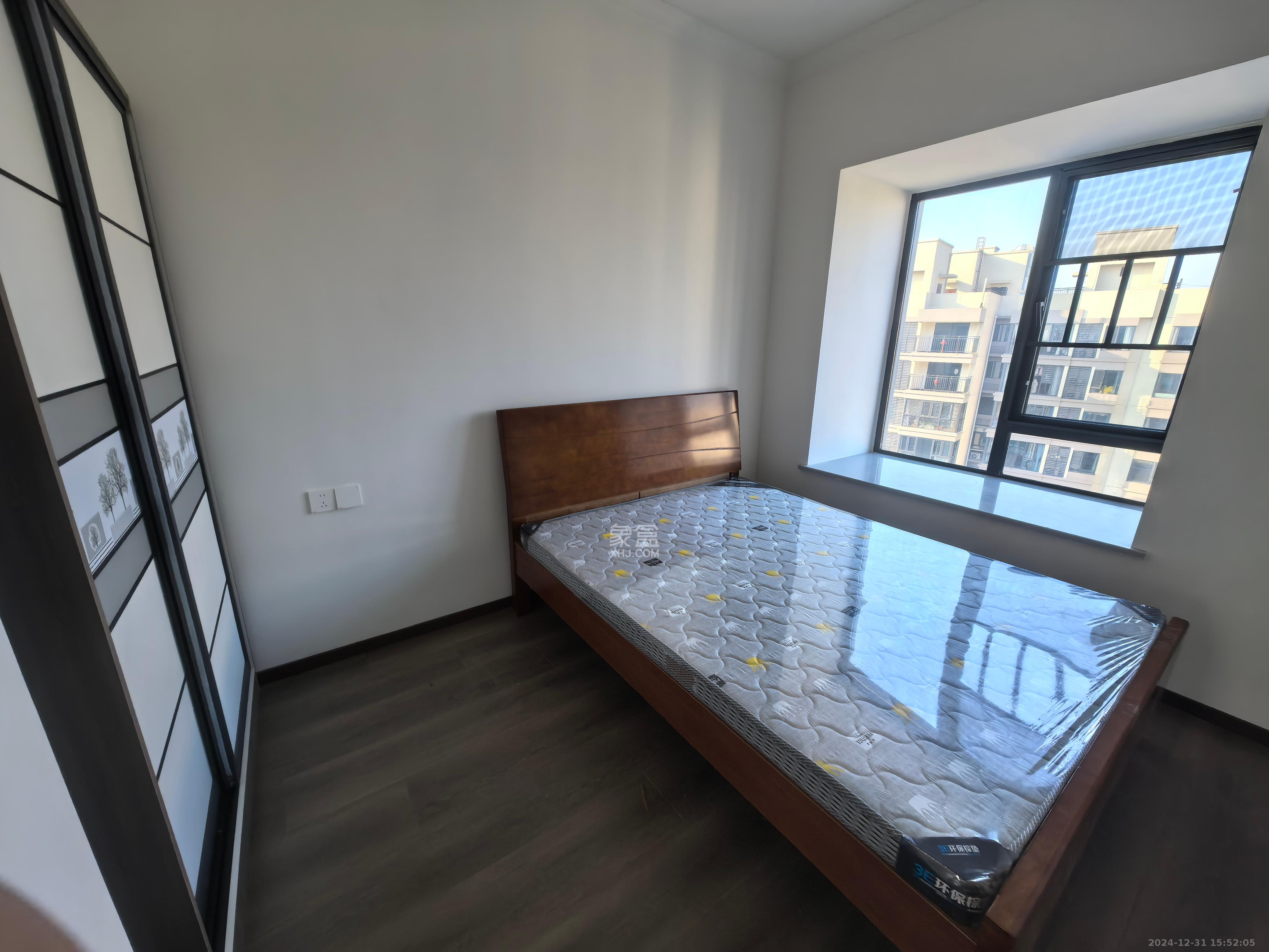 惟智园安置小区 4室2厅2卫 2800.0元/月 惟智园安置小区 4室2厅2卫 2800.0元/月室内图