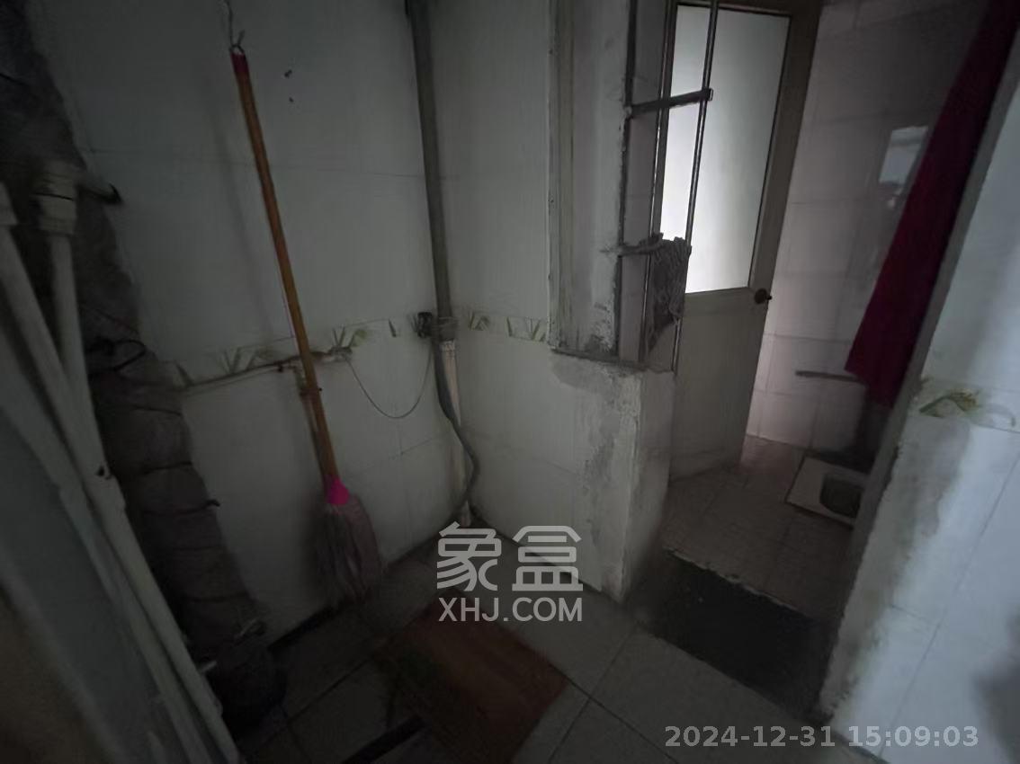 涂家冲社区（涂新小区、农商银行宿舍）  1室1厅1卫   1000.00元/月室内图