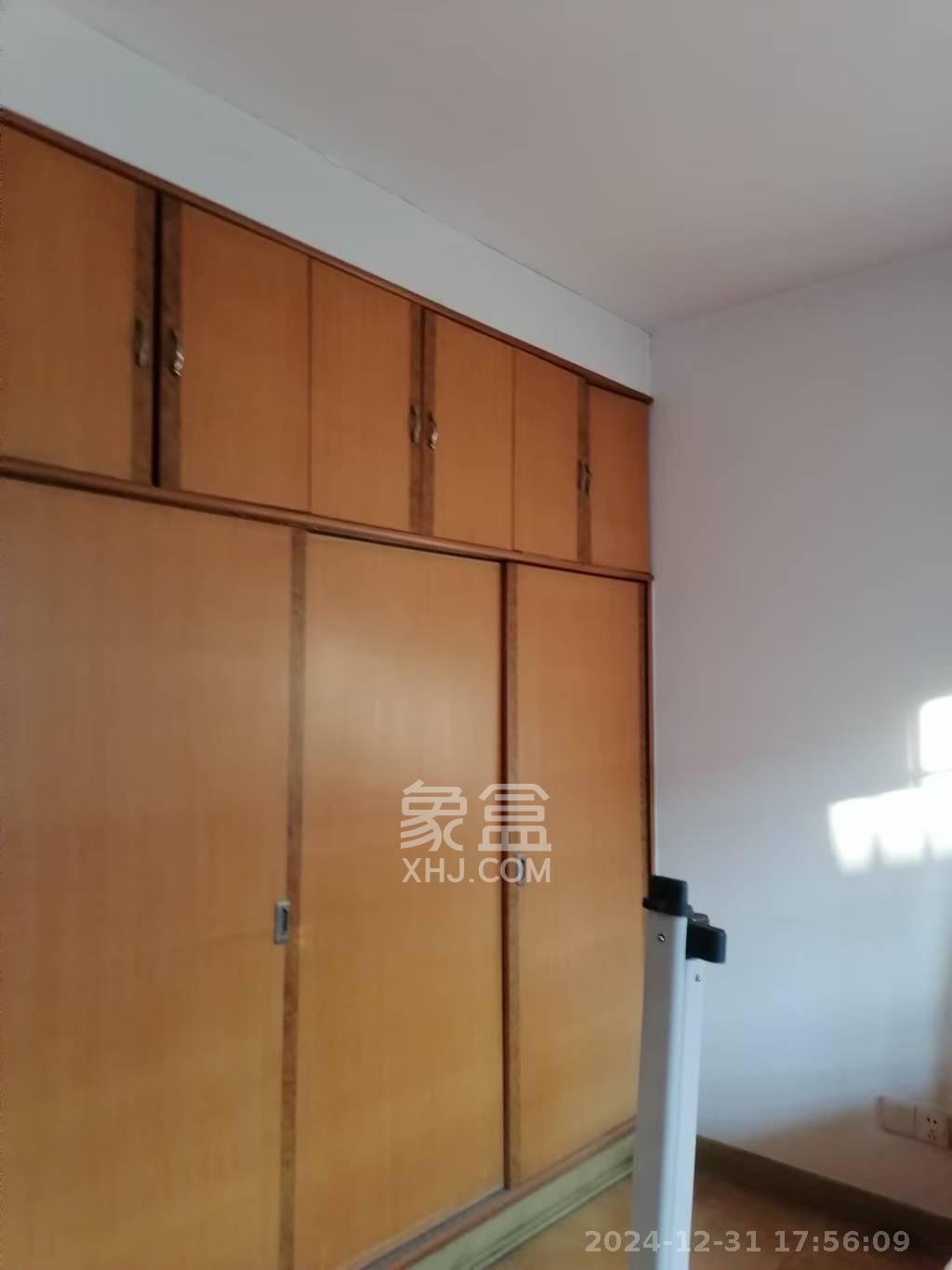 龙王港社区  3室2厅1卫   2500.00元/月室内图