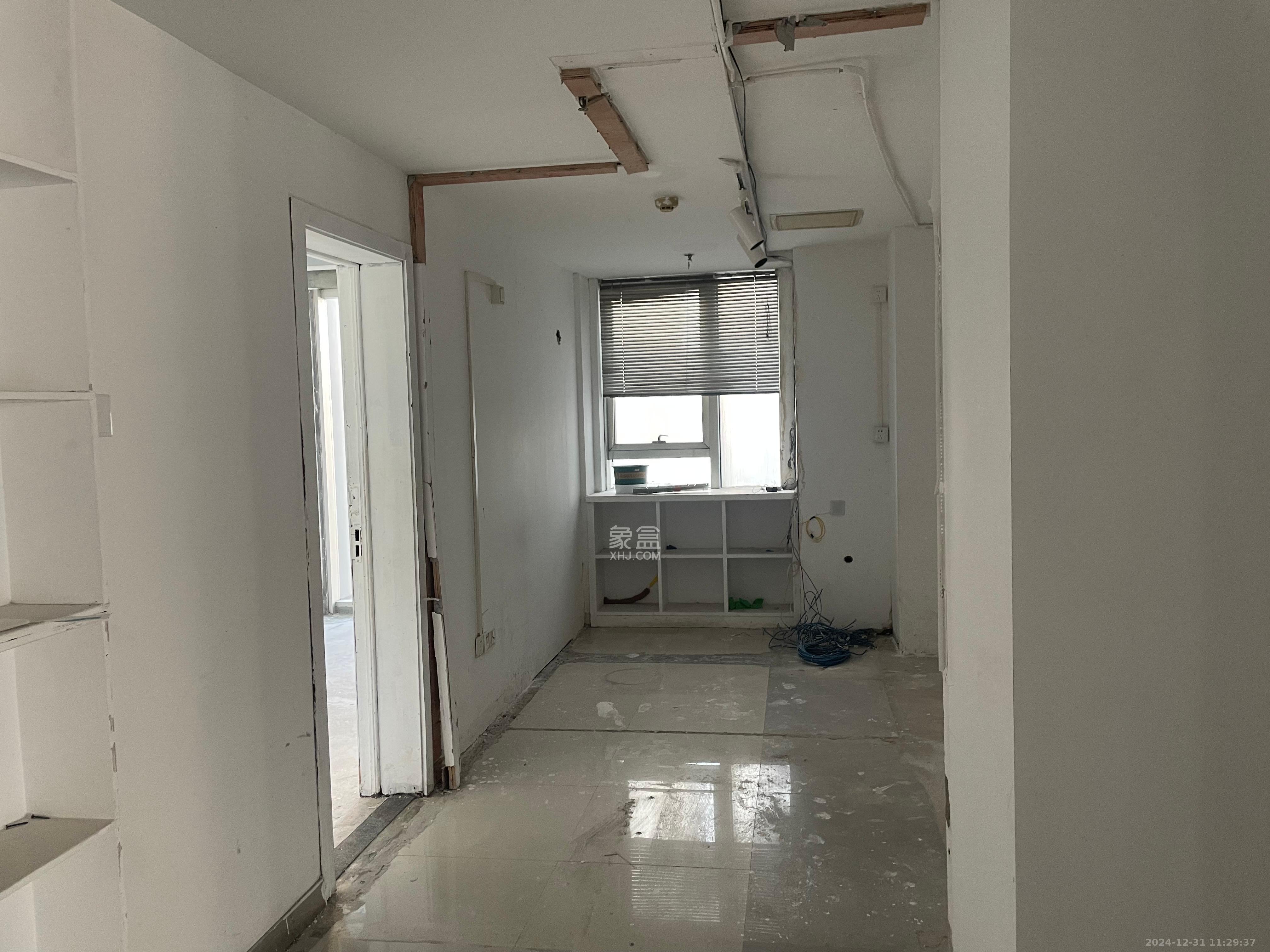 建鸿达华都（华都小户型及大华写字楼）   350.77㎡     19000.00元/月室内图