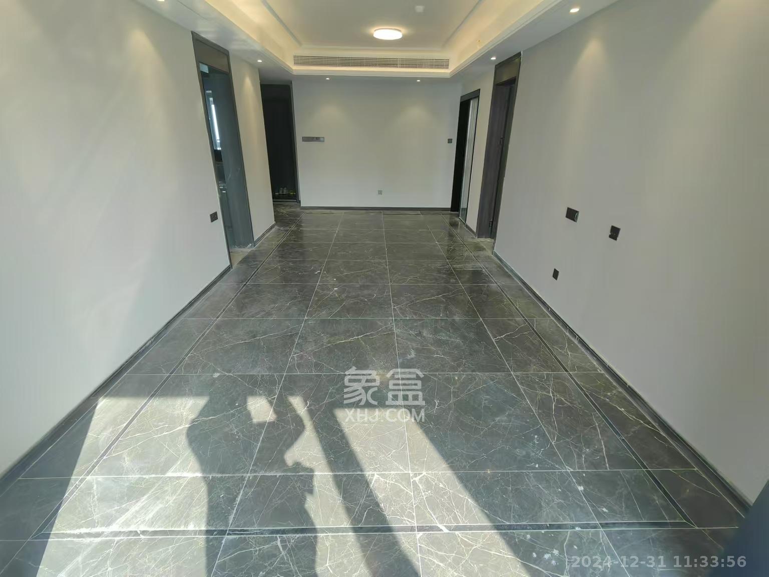 绿地麓云国际一期 3室2厅2卫 4500.0元/月 绿地麓云国际一期 3室2厅2卫 4500.0元/月室内图