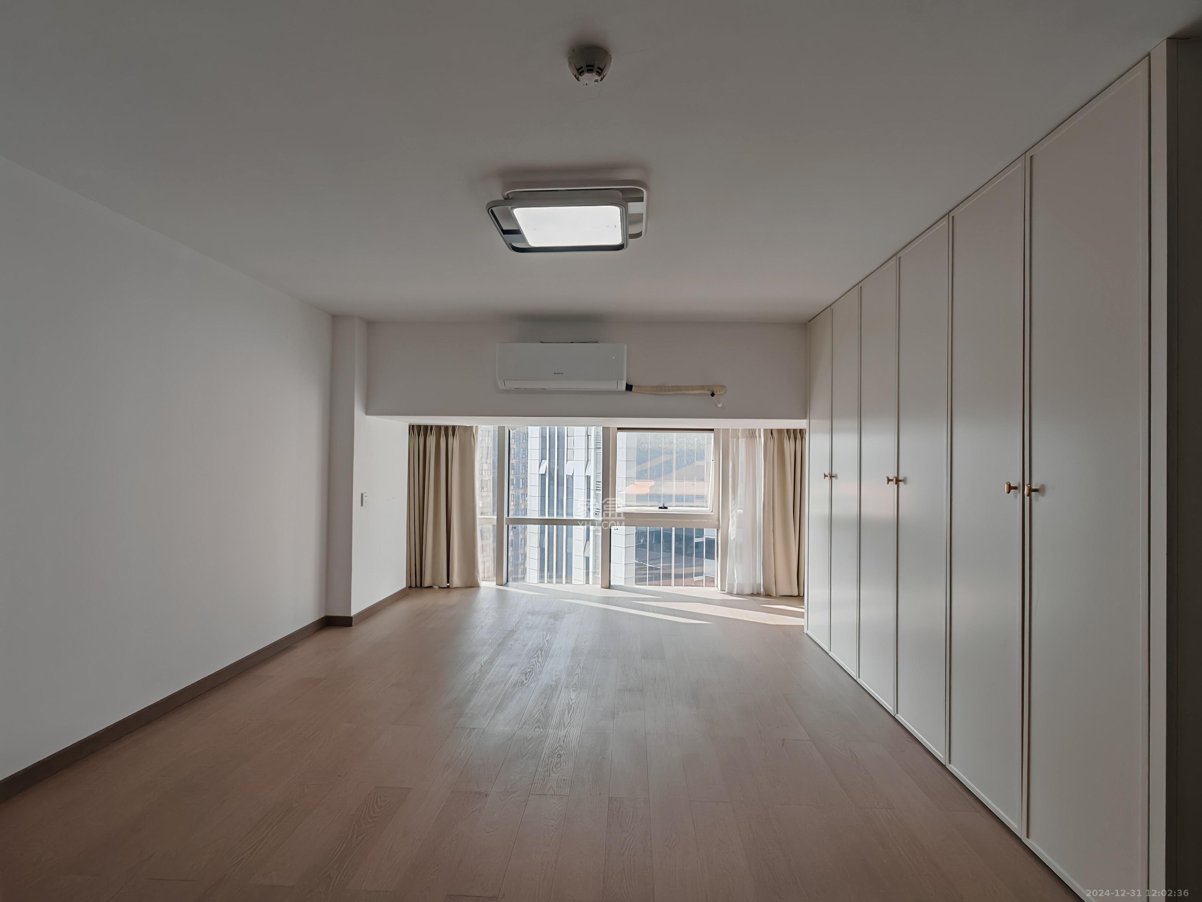 中建嘉和城  2室1厅1卫   4500.00元/月室内图