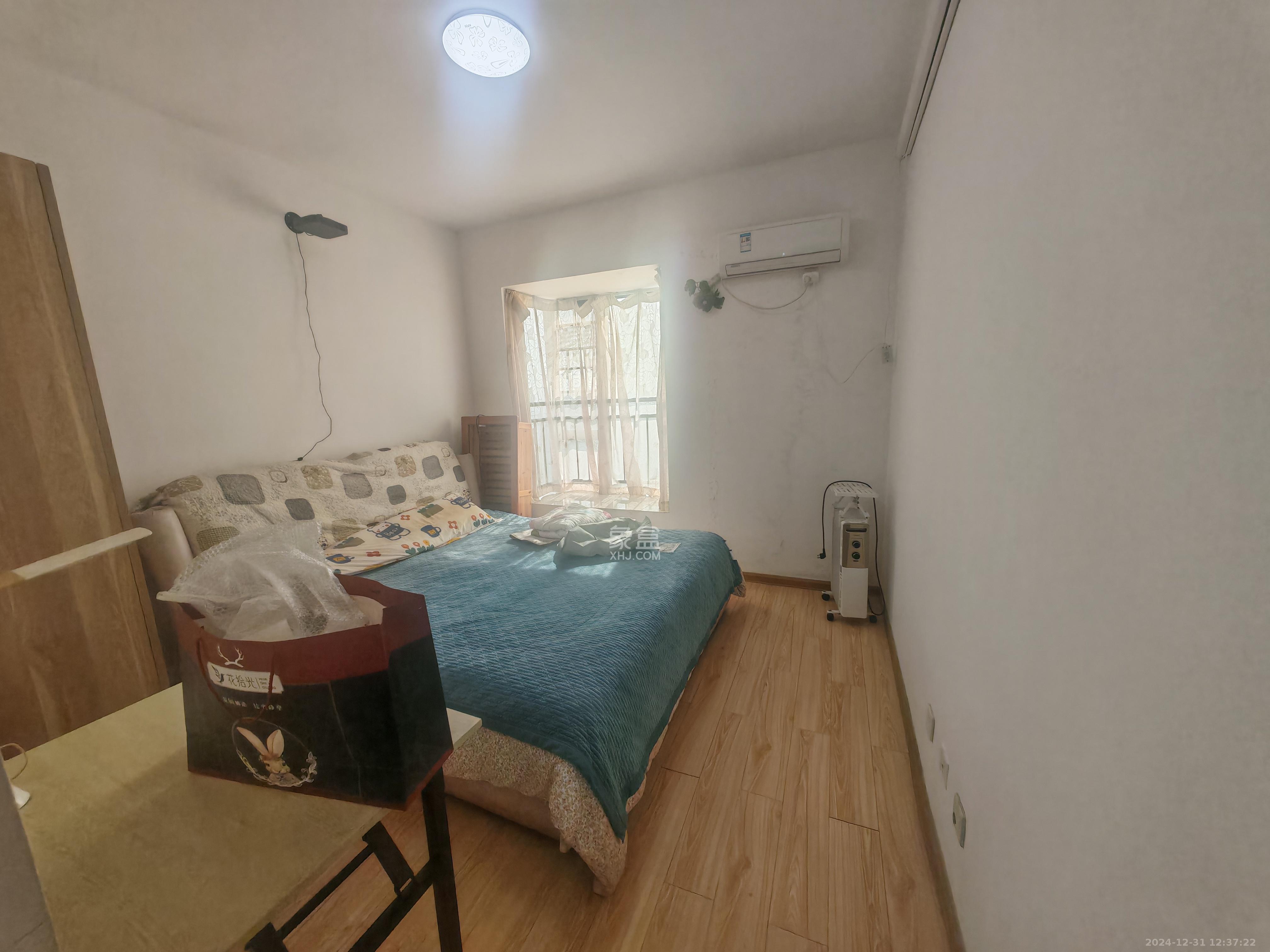 江山帝景雅典  2室2厅1卫    2400.0元/月 江山帝景雅典  2室2厅1卫    2400.0元/月室内图