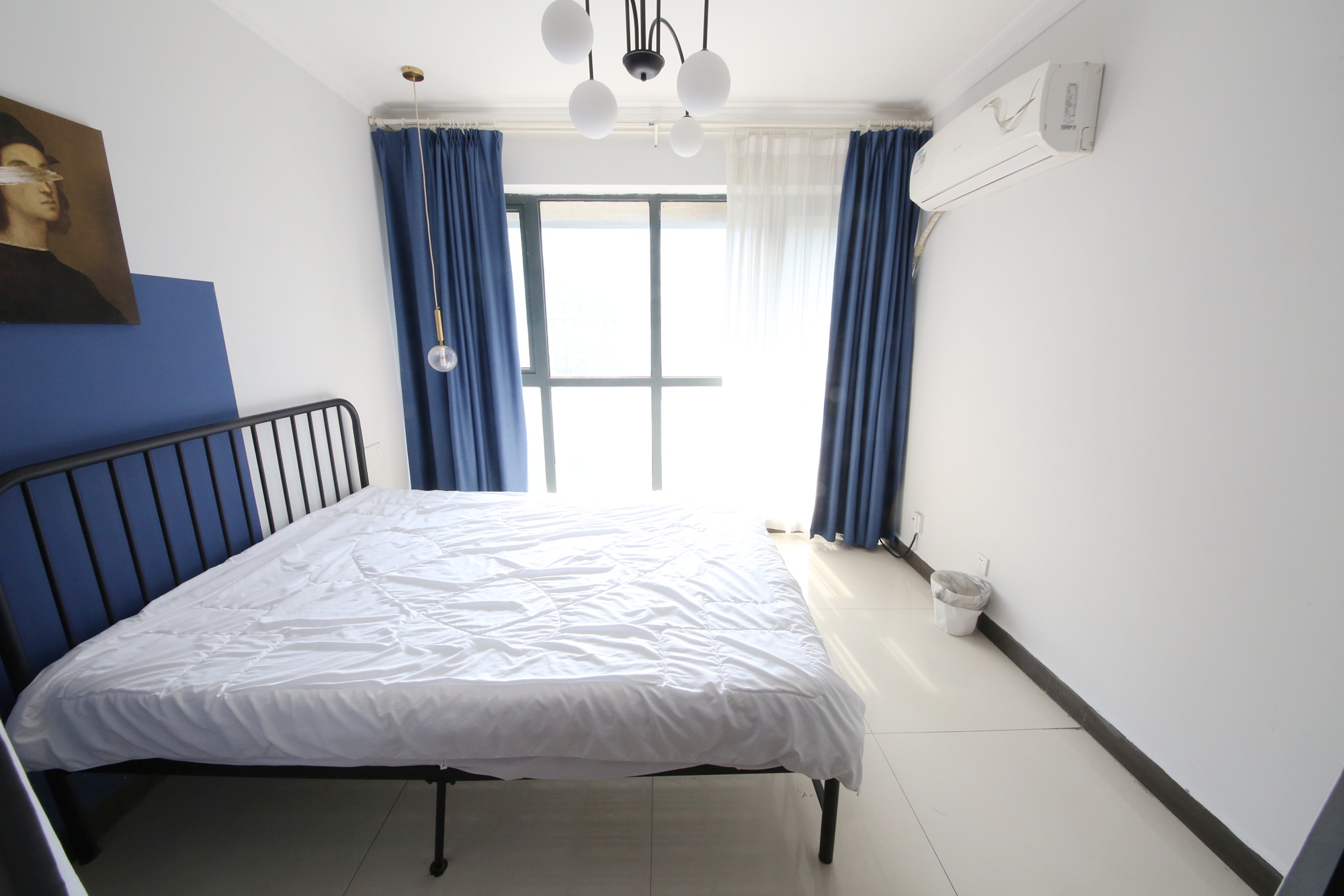 中天广场  2室2厅1卫    76.0万卧室