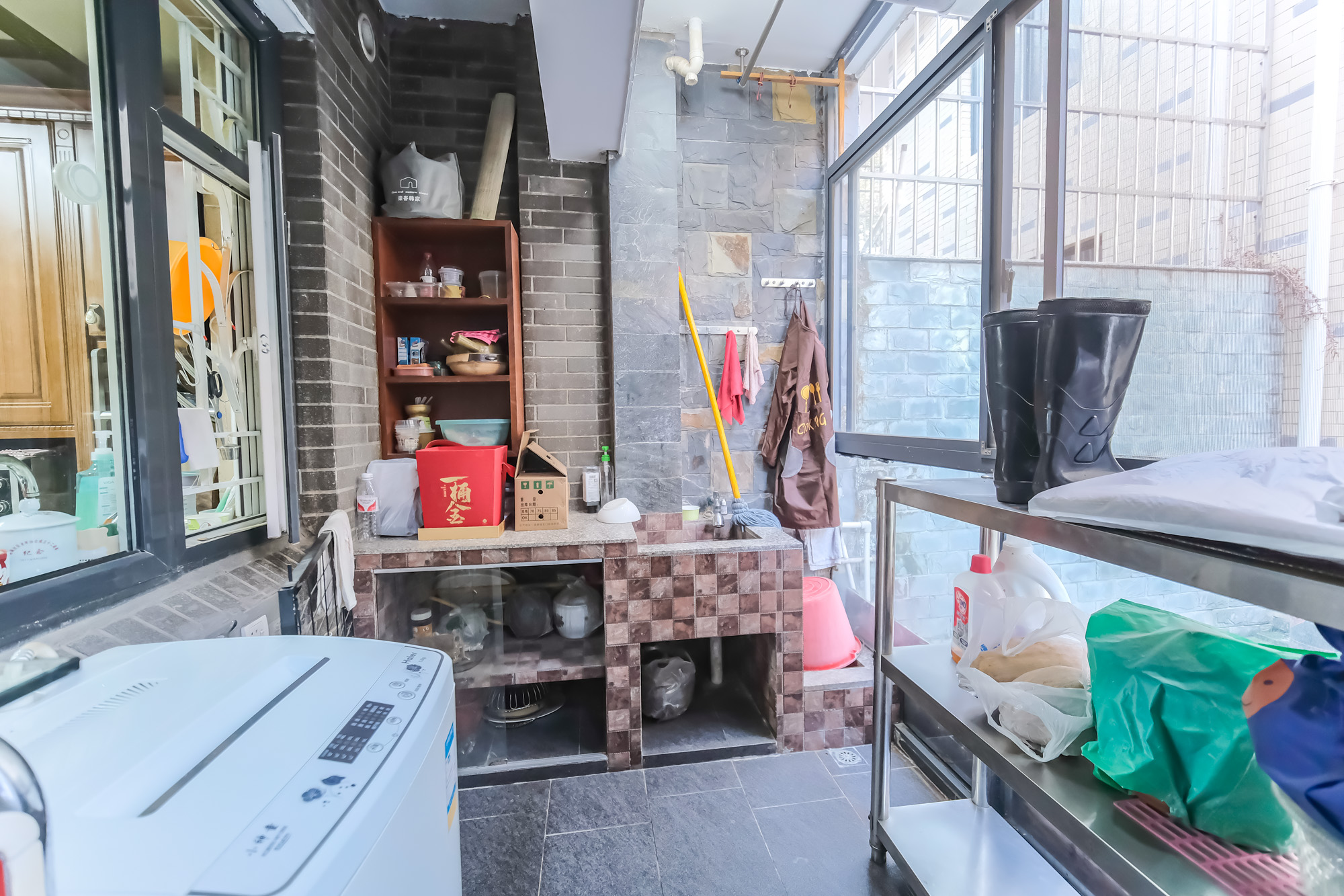 山水湾  5室2厅3卫    268.0万 山水湾  5室2厅3卫    268.0万其他