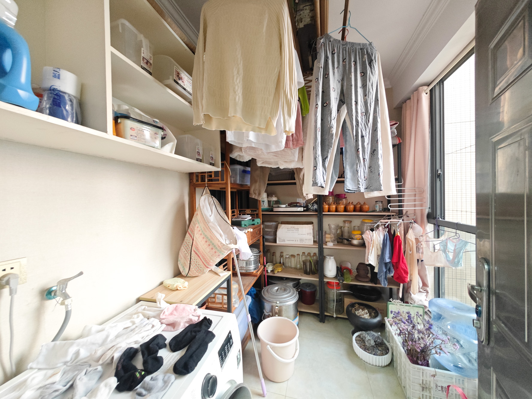 碧桂园南城首府（东宸林海）  4室2厅2卫   130.00万阳台