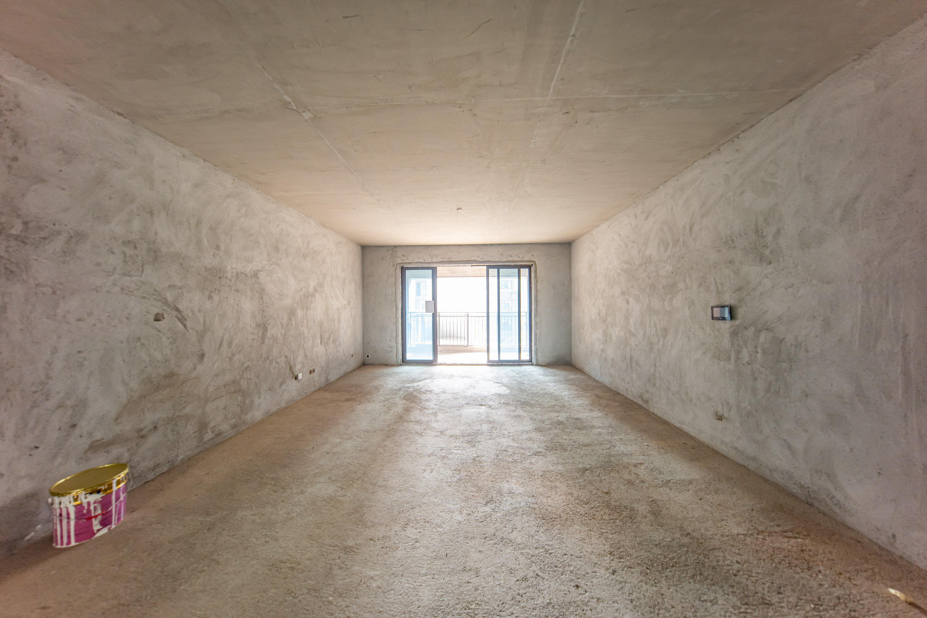 江山帝景雅墅(普罗旺斯)  5室2厅3卫    265.0万 江山帝景雅墅(普罗旺斯)  5室2厅3卫    265.0万客厅