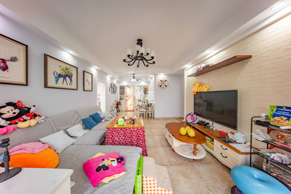 金鼎公园尚  3室2厅2卫    95.0万