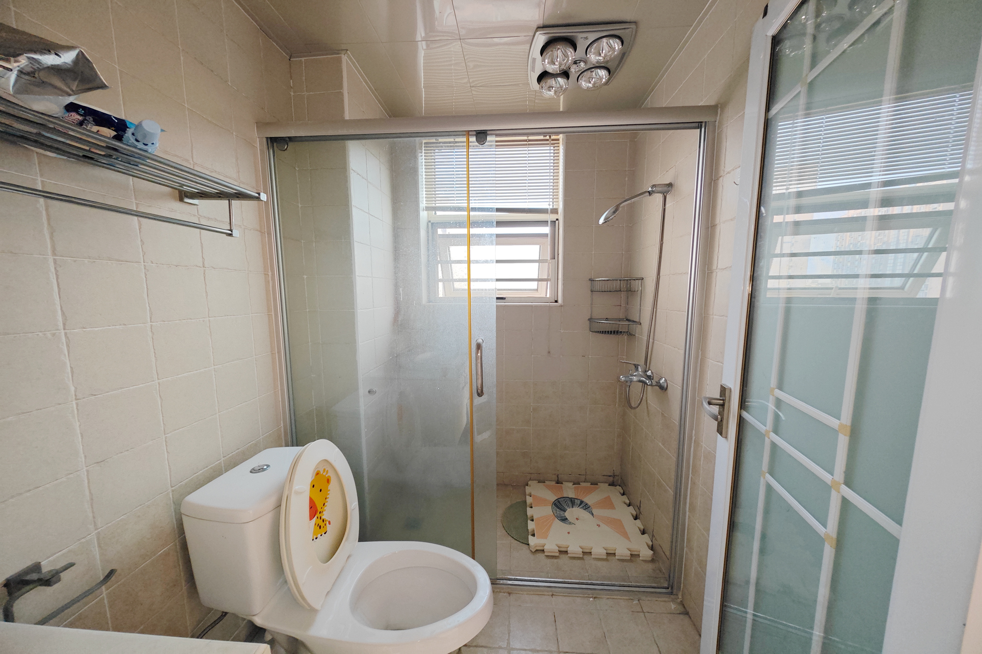 佳天瑞宁花园 3室2厅1卫 122.0万 佳天瑞宁花园 3室2厅1卫 122.0万其他