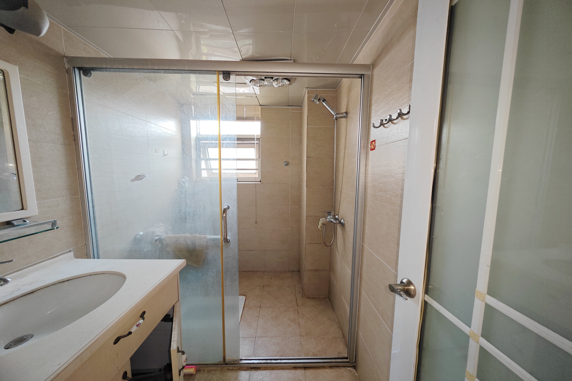 佳天瑞宁花园 3室2厅1卫 122.0万 佳天瑞宁花园 3室2厅1卫 122.0万其他