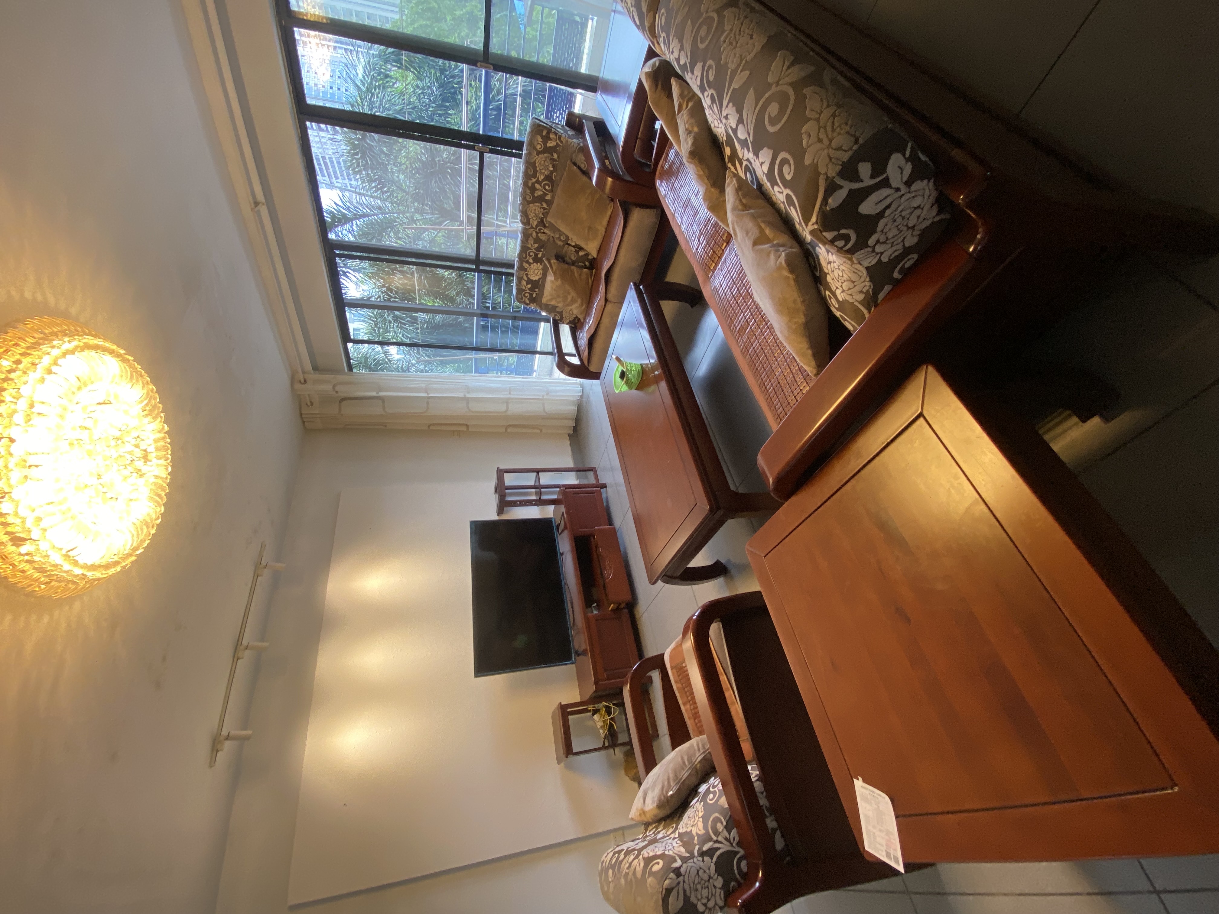 棕榈公寓 2室2厅2卫 4500.0元/月 棕榈公寓 2室2厅2卫 4500.0元/月室内图