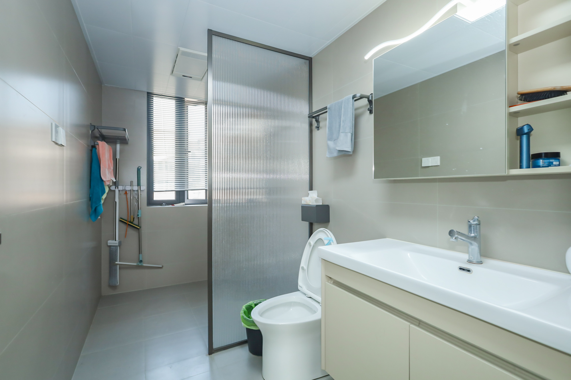 蓝光雍锦阁 3室2厅2卫 158.0万 蓝光雍锦阁 3室2厅2卫 158.0万卫生间