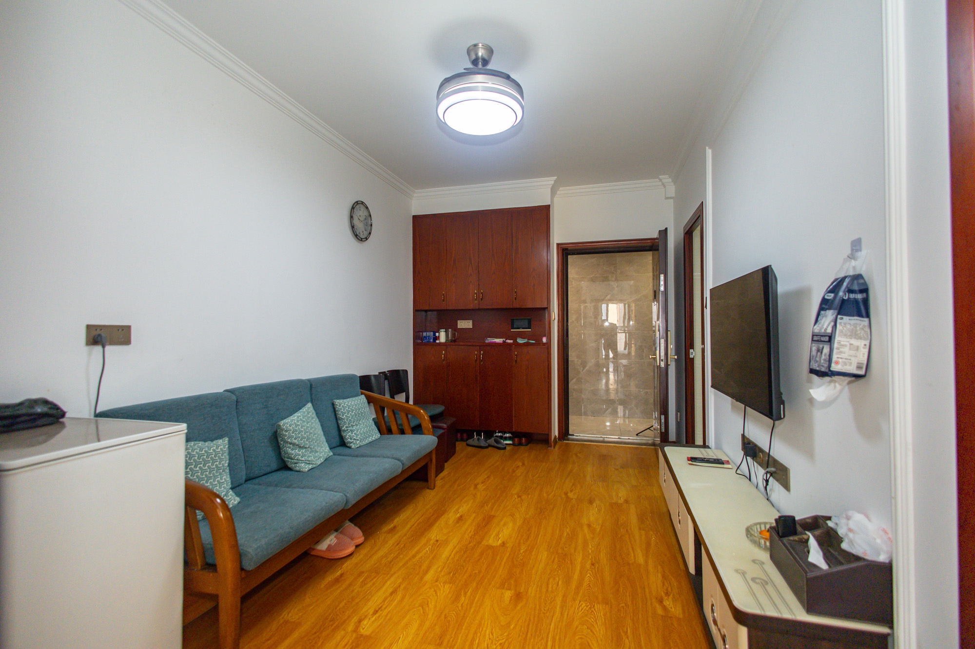 恒基凯旋门三期  2室1厅1卫    59.5万 恒基凯旋门三期  2室1厅1卫    59.5万客厅