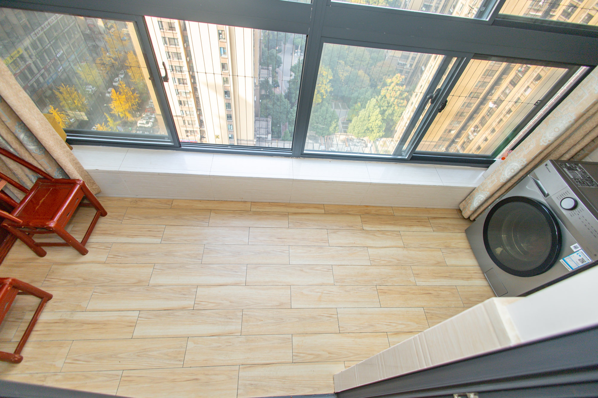 恒基凯旋门三期  2室1厅1卫    59.5万 恒基凯旋门三期  2室1厅1卫    59.5万阳台