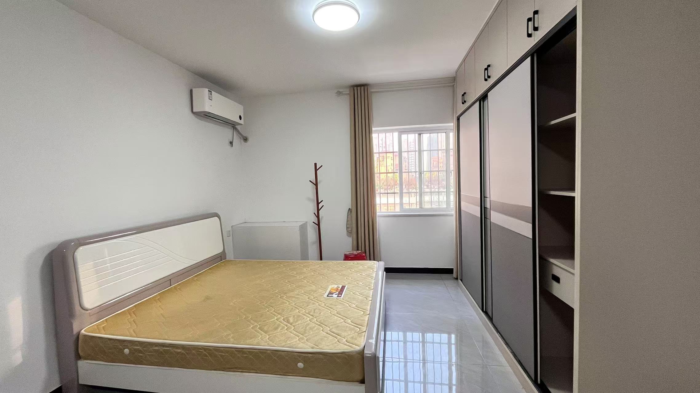 御湖国际 1室1厅1卫 1000.0元/月 御湖国际 1室1厅1卫 1000.0元/月室内图