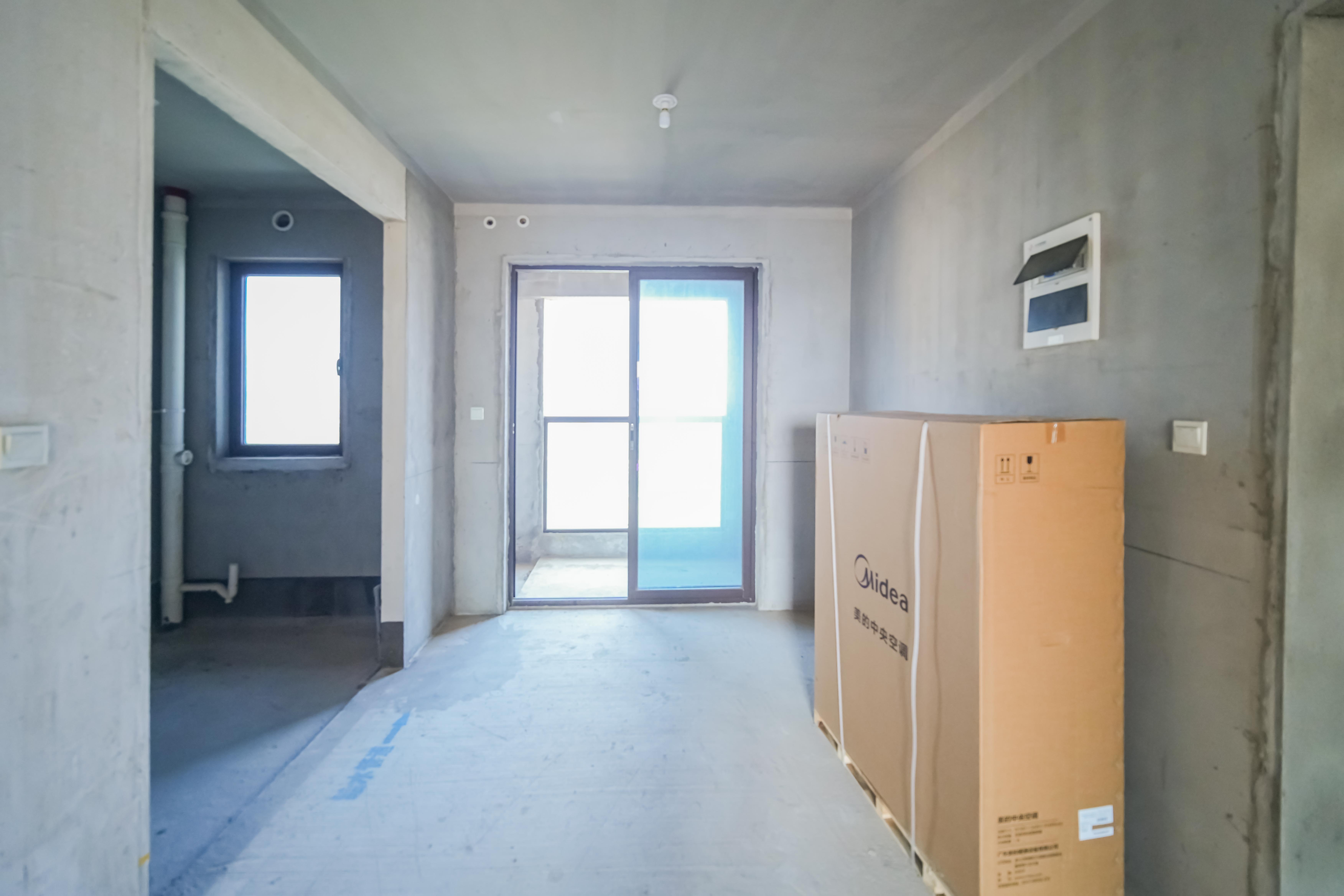 中天星耀城  4室2厅2卫    156.0万 中天星耀城  4室2厅2卫    156.0万其他