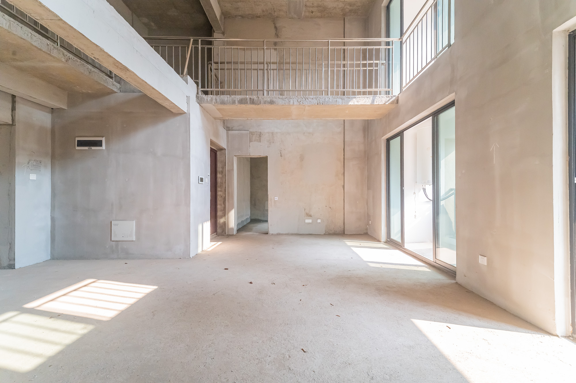 新城悦隽  4室2厅3卫    142.0万 新城悦隽  4室2厅3卫    142.0万客厅