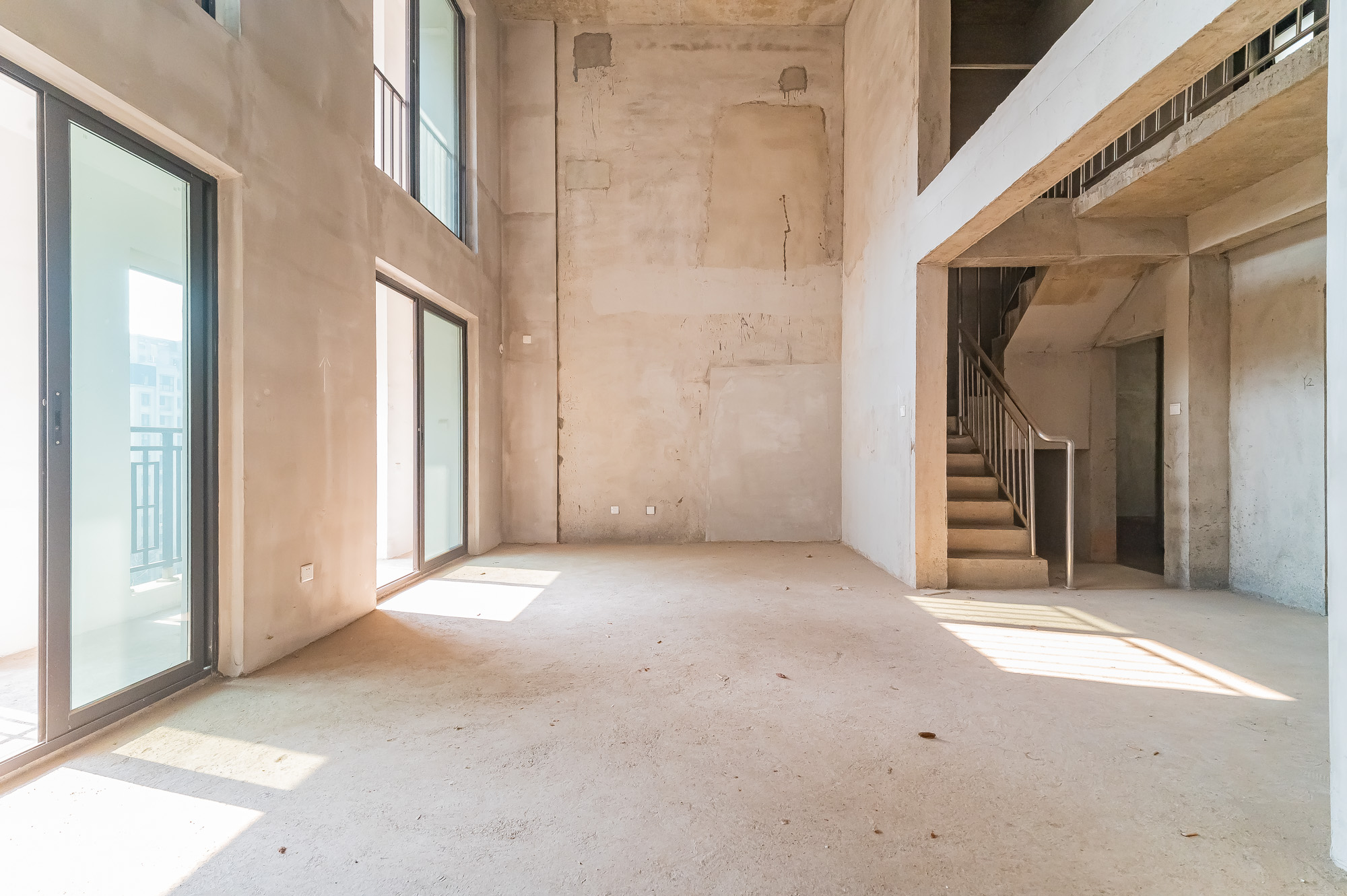 新城悦隽  4室2厅3卫    142.0万 新城悦隽  4室2厅3卫    142.0万客厅