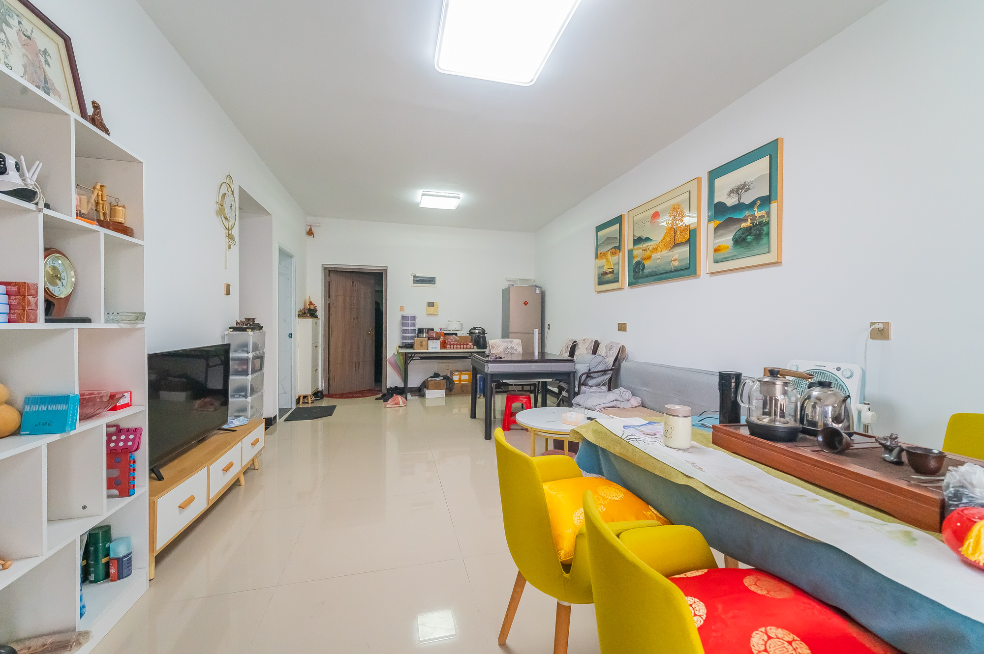 恒基凯旋门一二期 1室1厅1卫 53.99万 恒基凯旋门一二期 1室1厅1卫 53.99万客厅