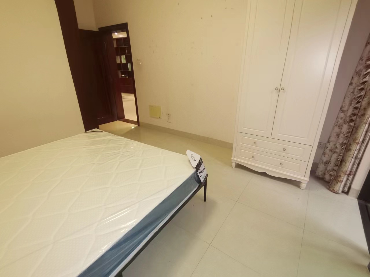 江畔人家 3室2厅2卫 250.0万 江畔人家 3室2厅2卫 250.0万室内图