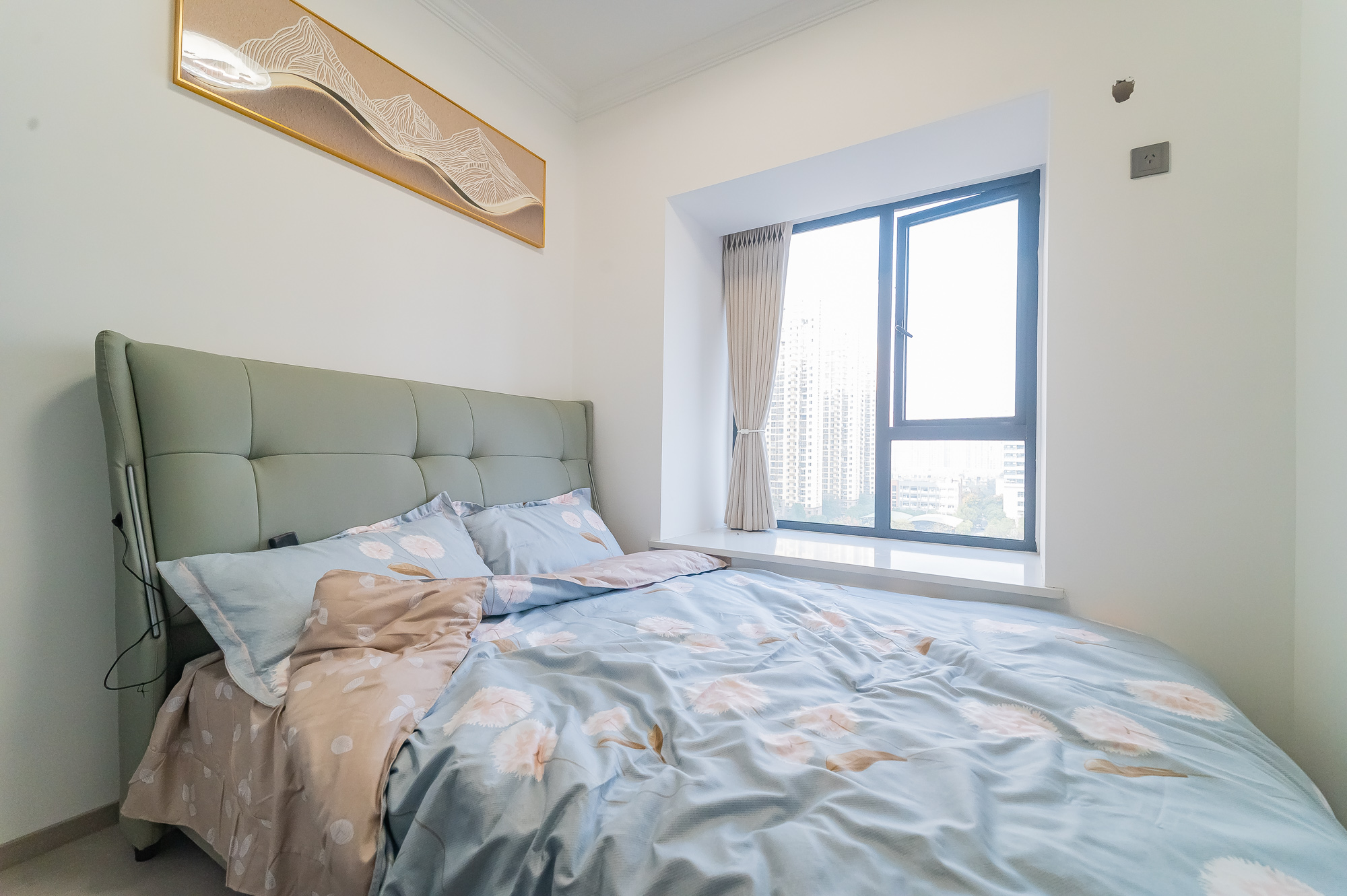 海伦春天 4室2厅2卫 105.8万 海伦春天 4室2厅2卫 105.8万卧室