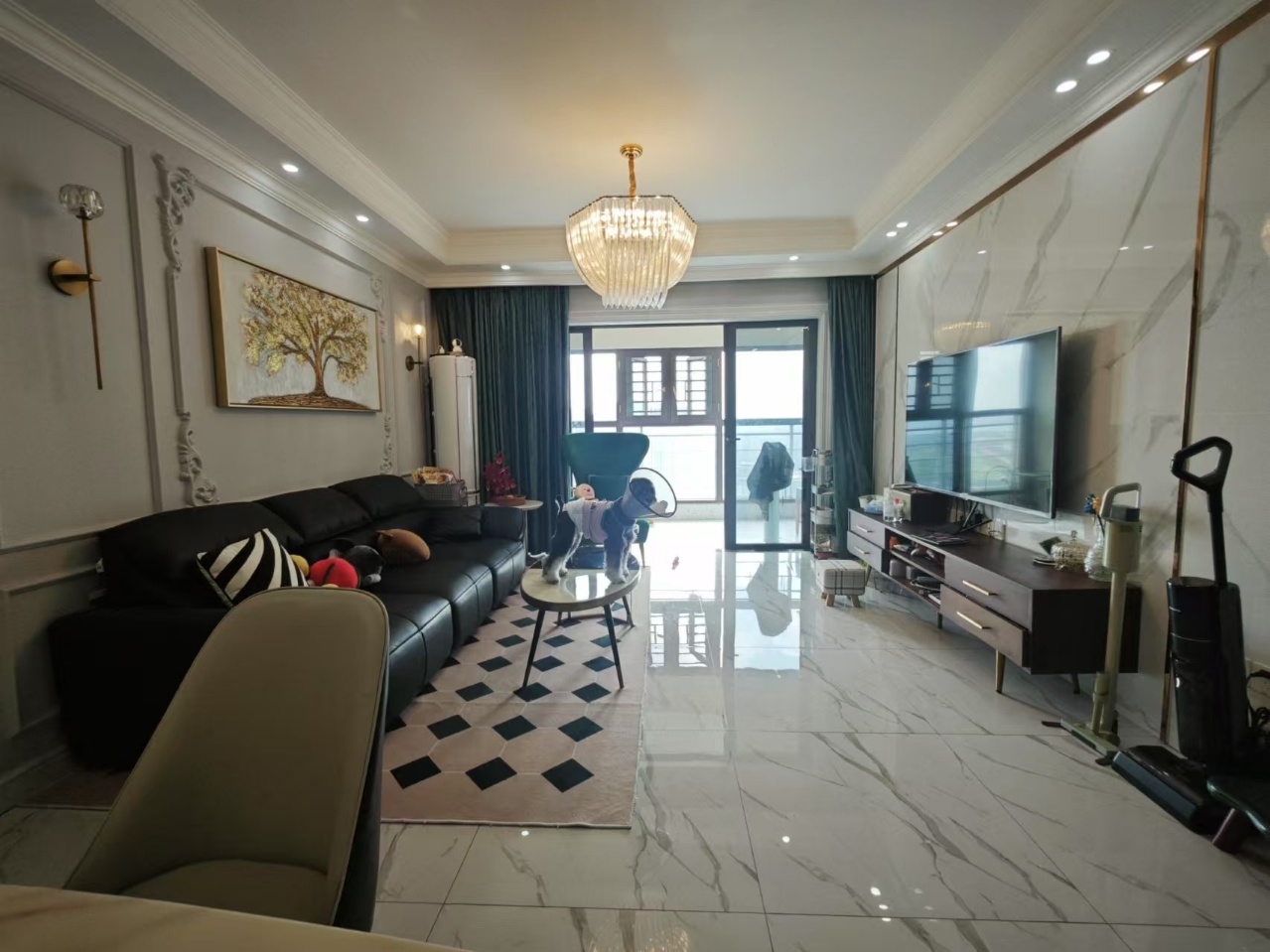 滨江海岸三期 4室2厅2卫 232.0万 滨江海岸三期 4室2厅2卫 232.0万室内图