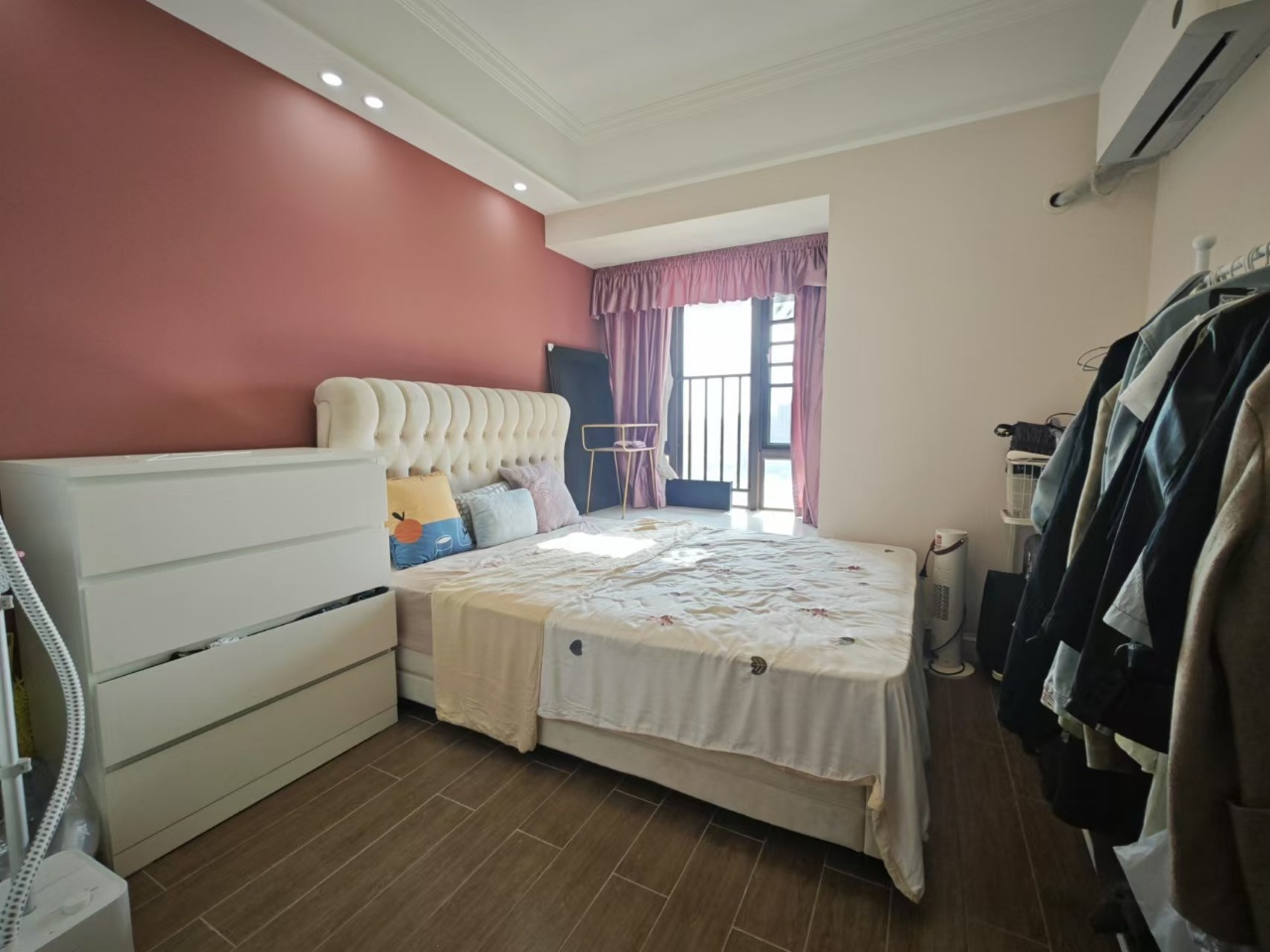 滨江海岸三期 4室2厅2卫 232.0万 滨江海岸三期 4室2厅2卫 232.0万室内图