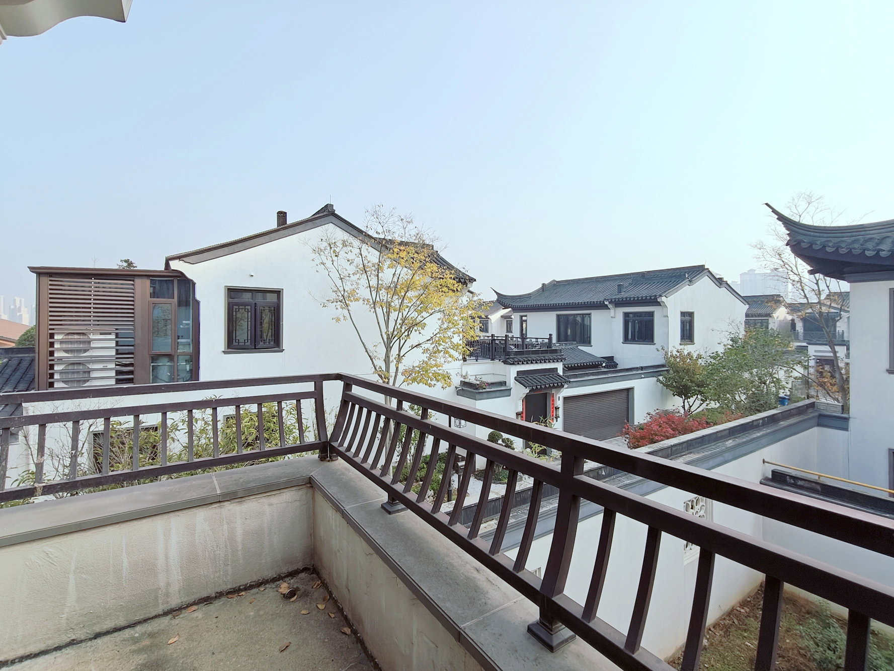 绿城高尔夫小镇  5室2厅3卫   580.00万其他