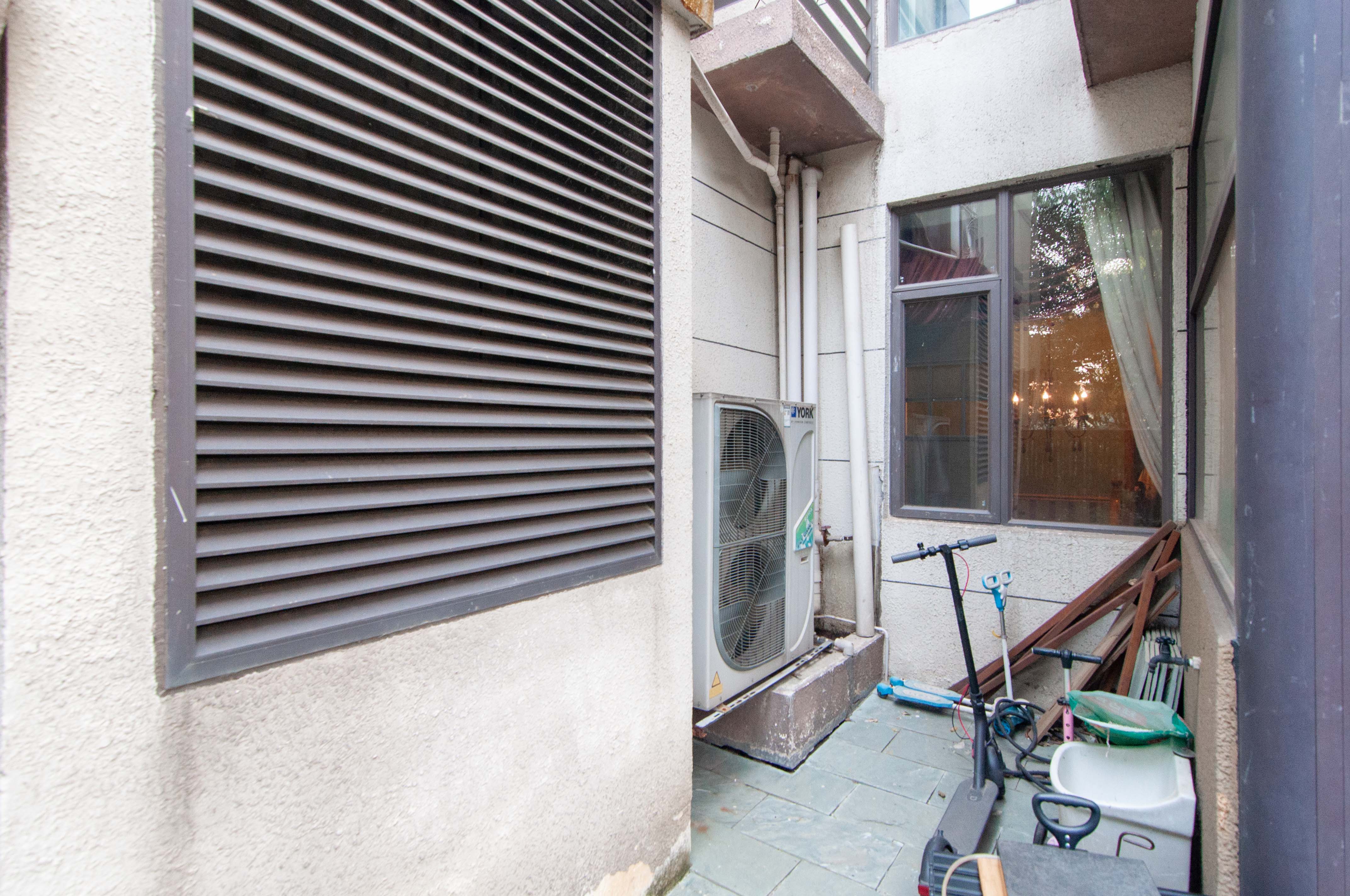 佳兆业云顶梅溪湖（佳兆业梅溪荟）  7室2厅3卫   468.00万其他
