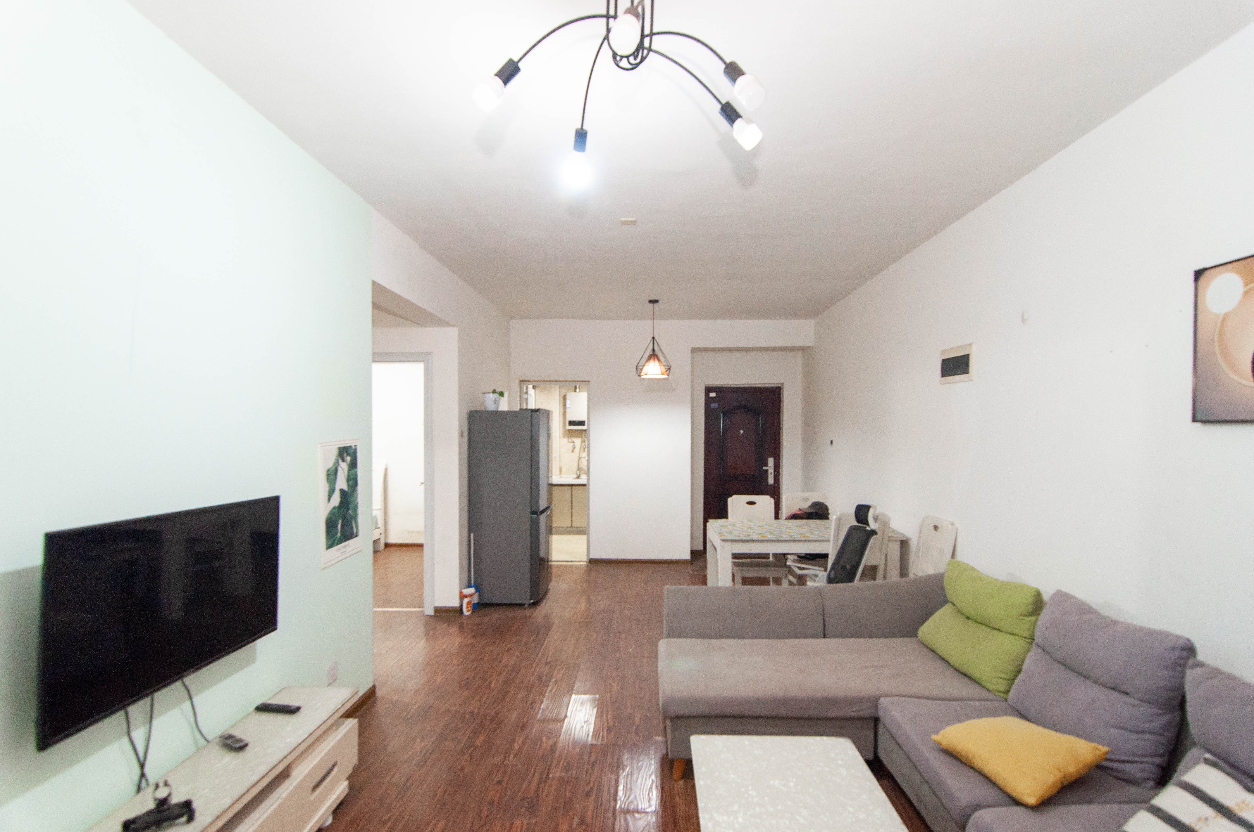 振业城二期  2室2厅1卫    99.6万 振业城二期  2室2厅1卫    99.6万