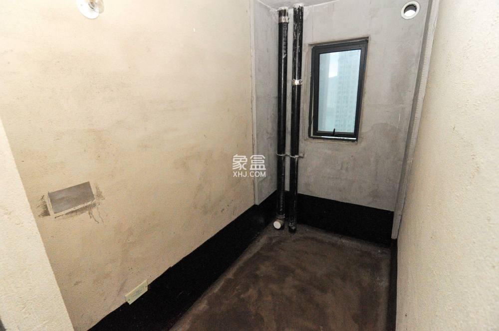 中建梅溪湖中心  4室2廳2衛(wèi)   205.00萬