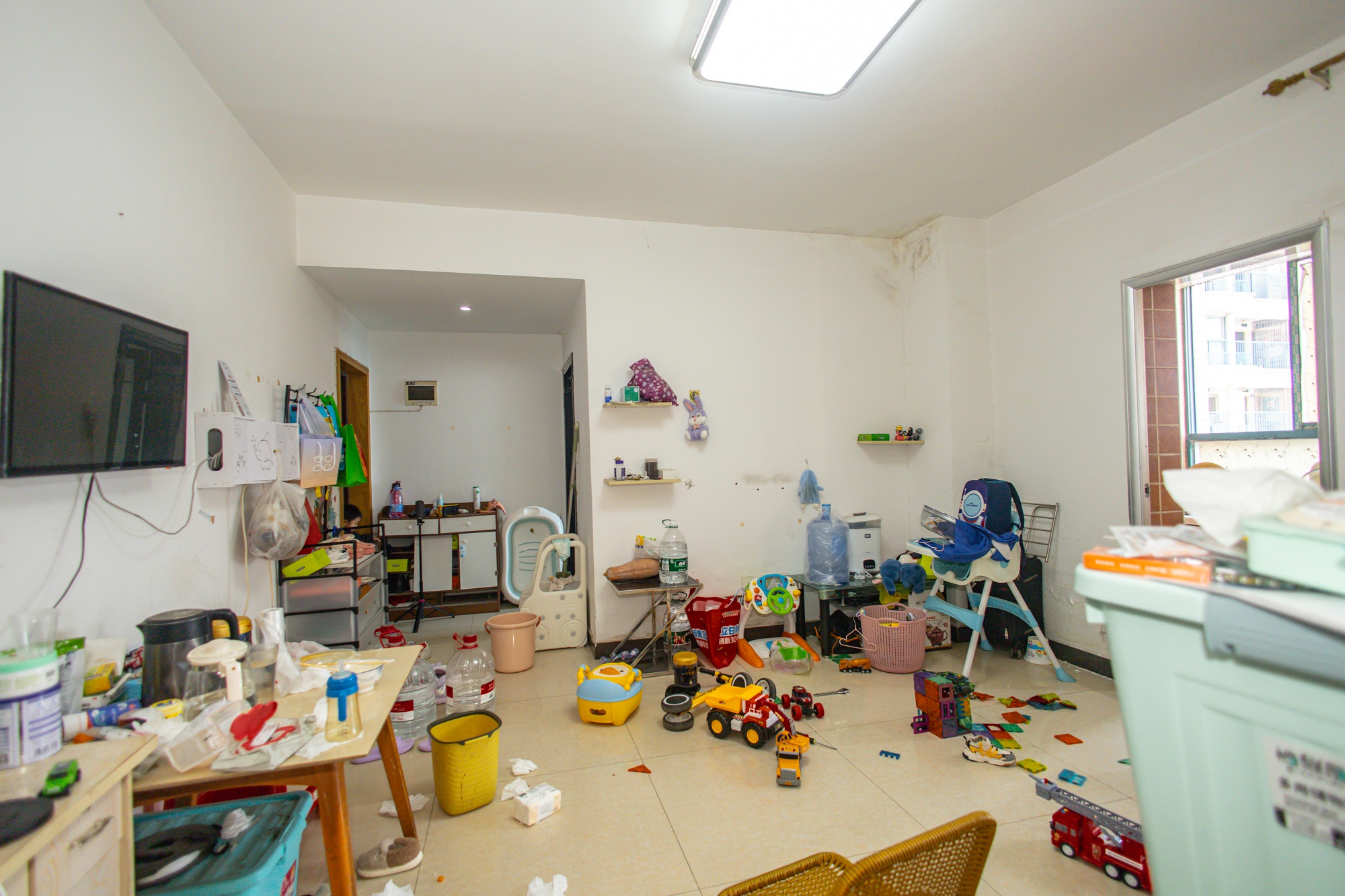 蝴蝶谷  2室1厅1卫    32.0万 蝴蝶谷  2室1厅1卫    32.0万客厅