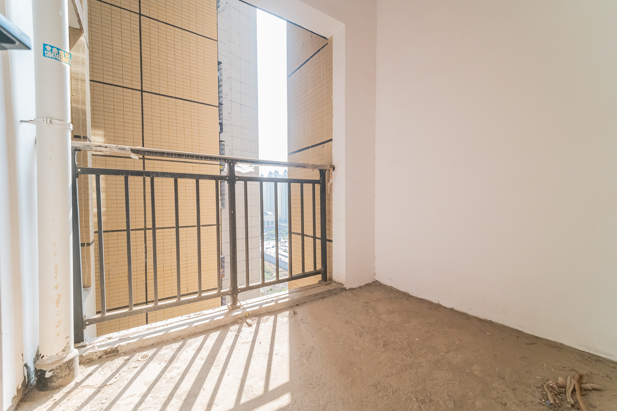 国泰九龙湾 3室2厅1卫 68.0万 国泰九龙湾 3室2厅1卫 68.0万其他