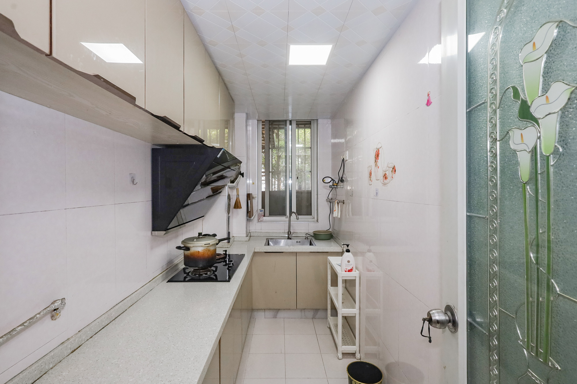 谷山乐园一期 2室2厅1卫 46.0万 谷山乐园一期 2室2厅1卫 46.0万厨房