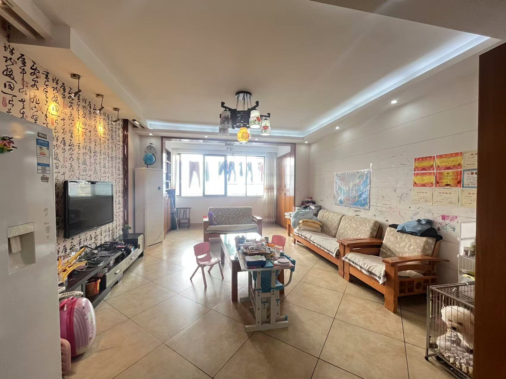 天台玉苑  3室2厅2卫    62.0万 天台玉苑  3室2厅2卫    62.0万