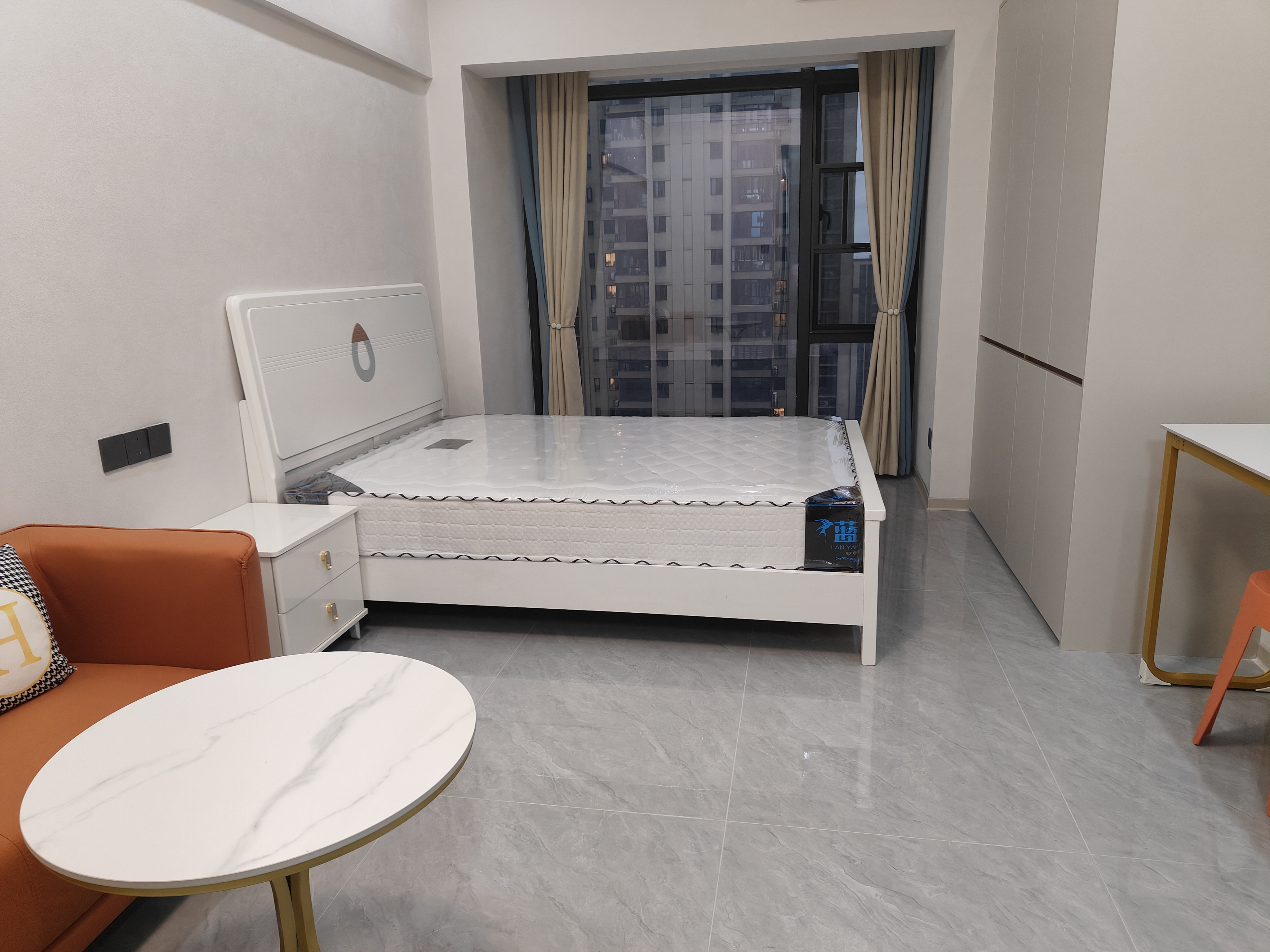 碧桂园壹中心 1室1厅1卫 1200.0元/月 碧桂园壹中心 1室1厅1卫 1200.0元/月室内图