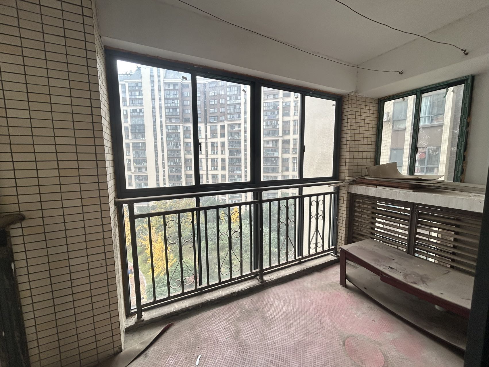 五矿紫湖香醍 4室2厅2卫 2000.0元/月 五矿紫湖香醍 4室2厅2卫 2000.0元/月室内图